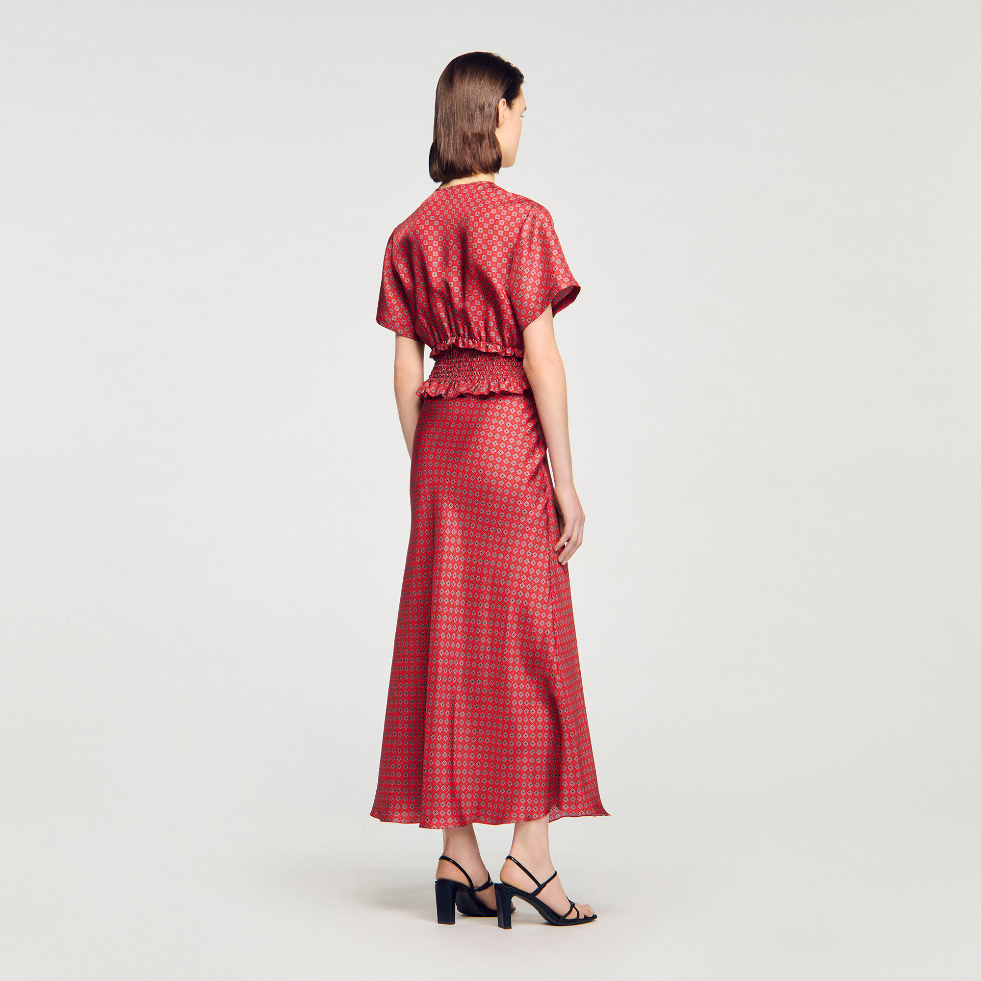 Langes Kleid mit Tuchprint