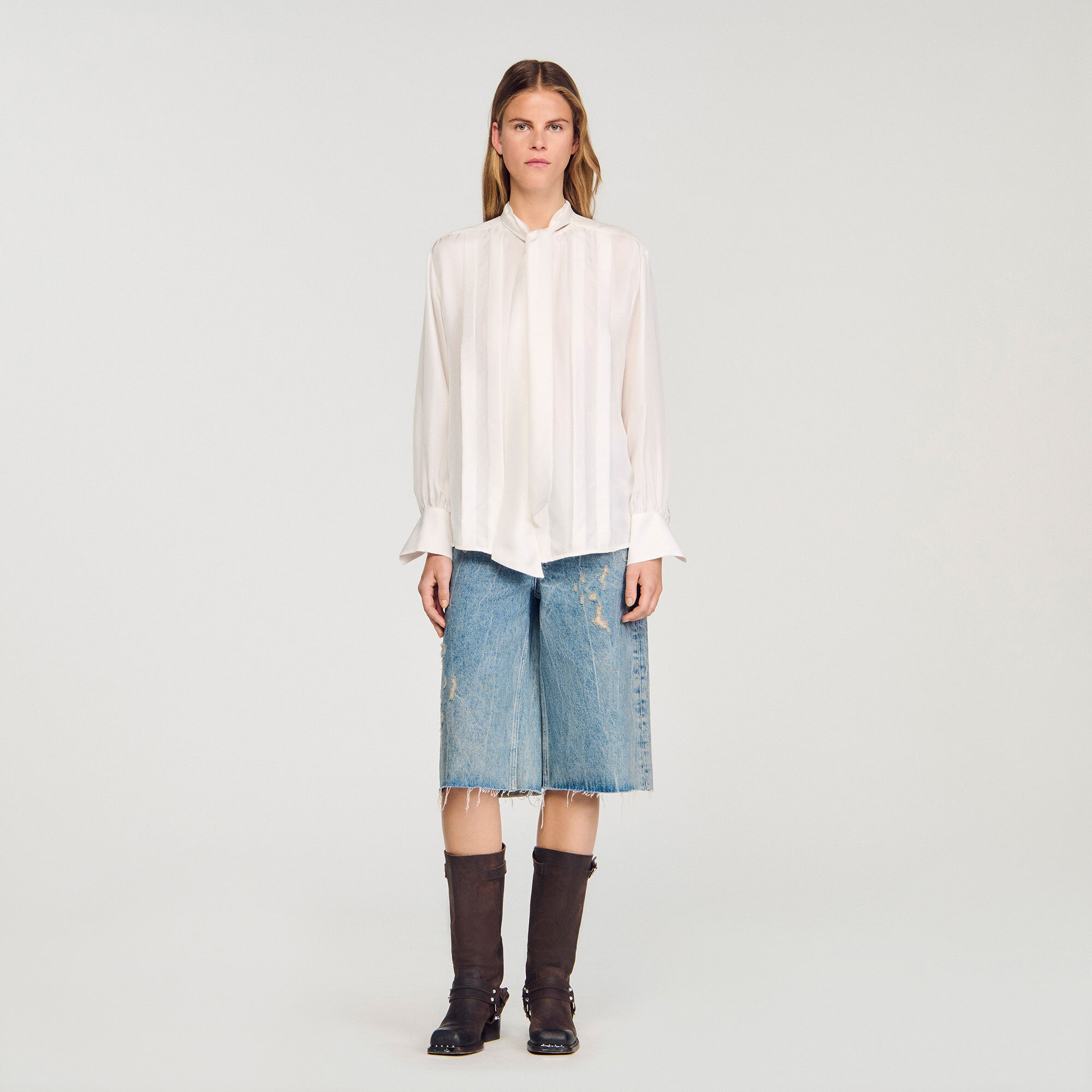Seidenbluse mit Lavallière