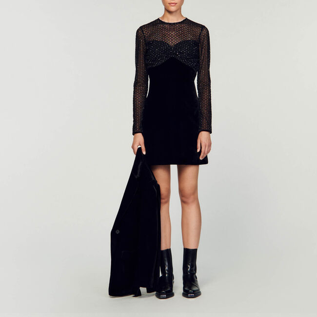 Kleid aus Samt und Strass