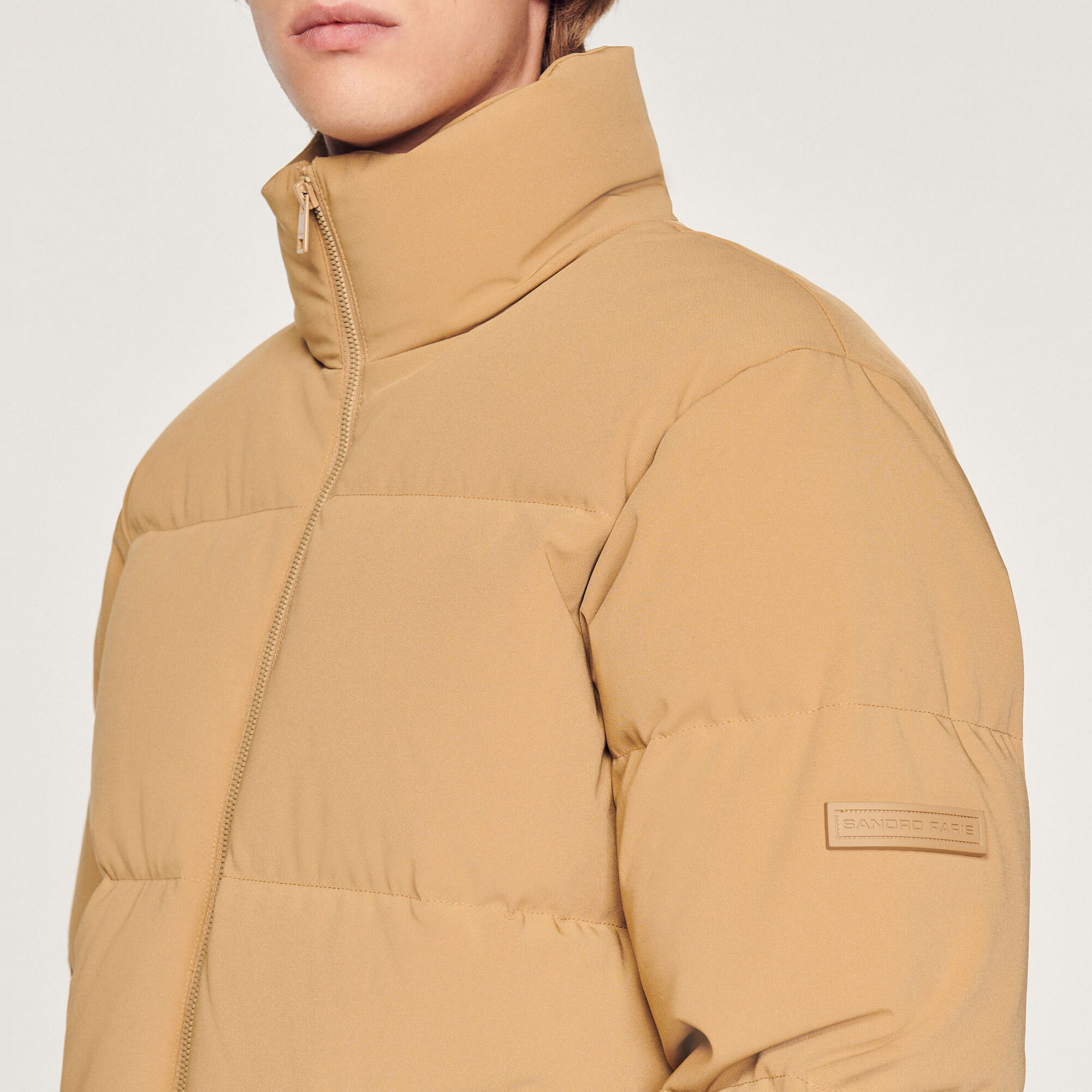 Oversize-Daunenjacke aus Technikgewebe