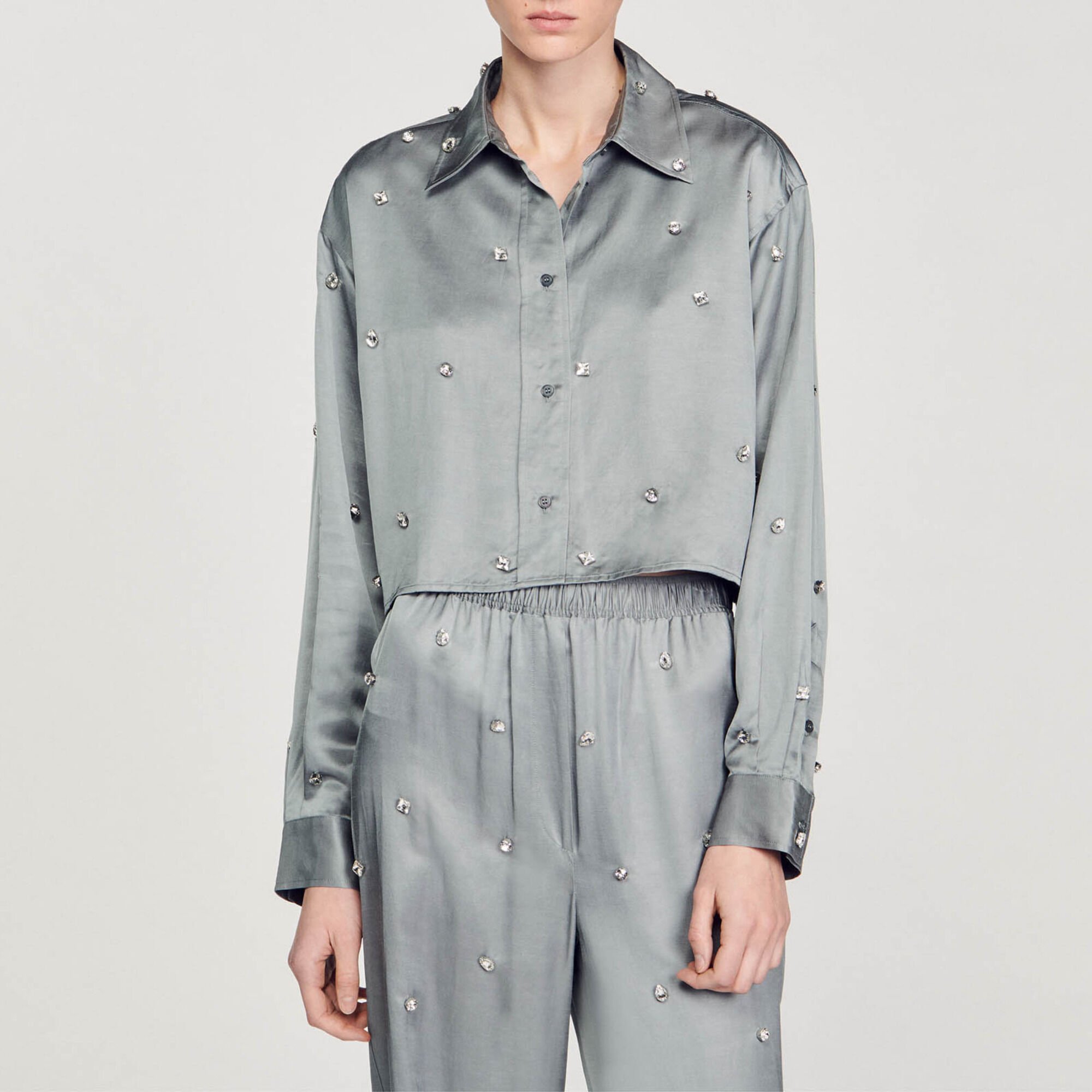 Satinhemd mit Strass-Verzierung