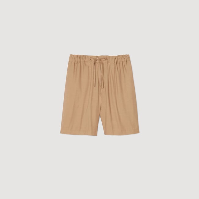 Fließende Bermudashorts