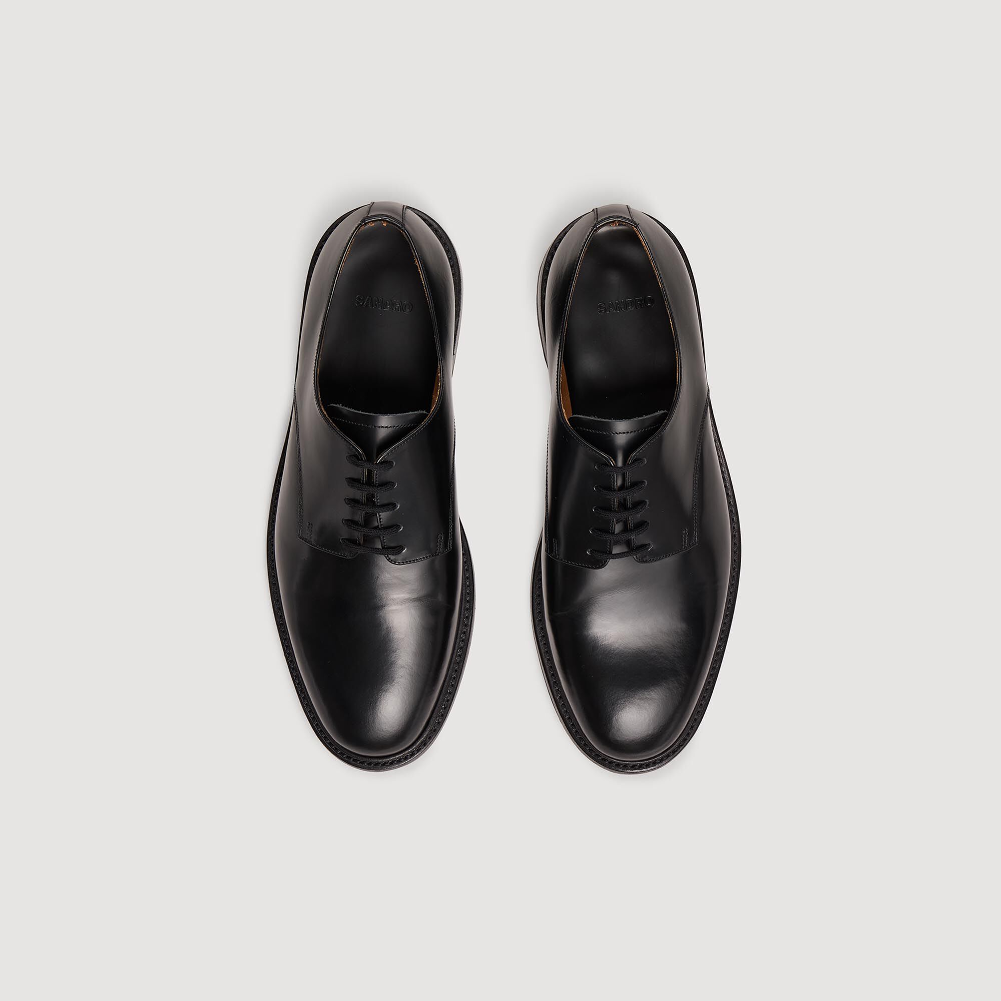 Derby-Schuhe aus glasiertem Leder