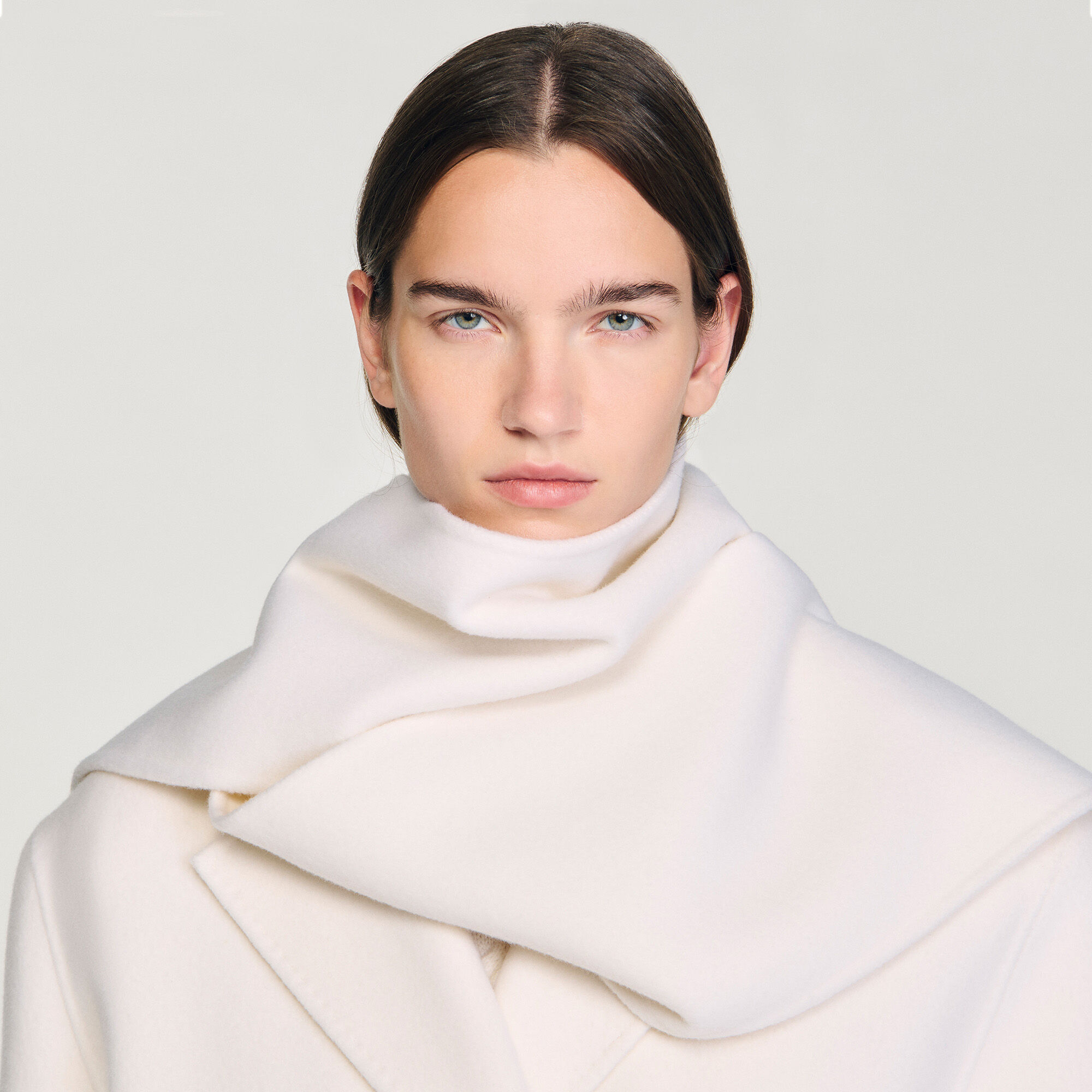 Oversize-Wollmantel