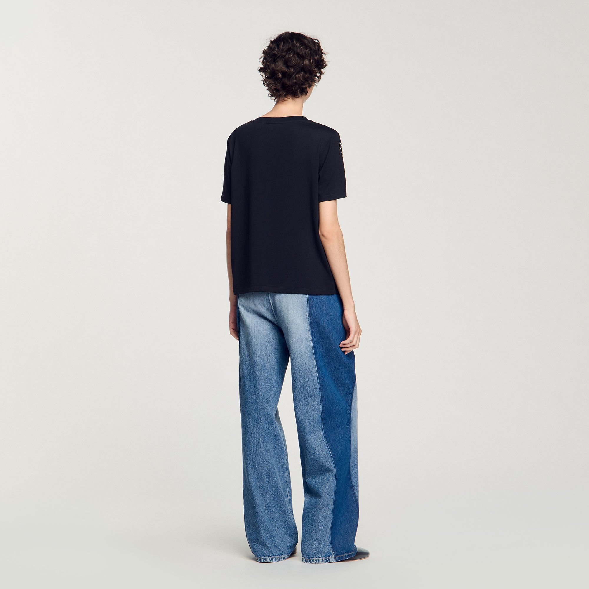 T-Shirt mit bestickten Details
