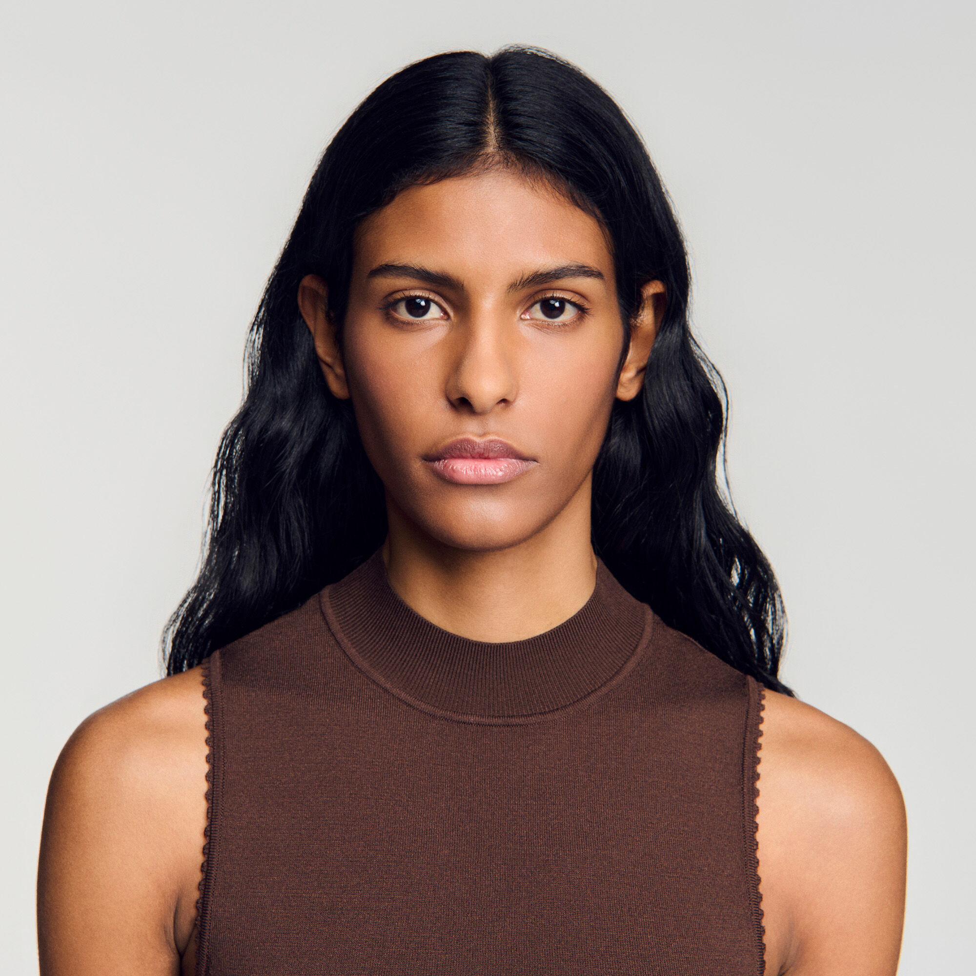Kurzer transparenter Pullover