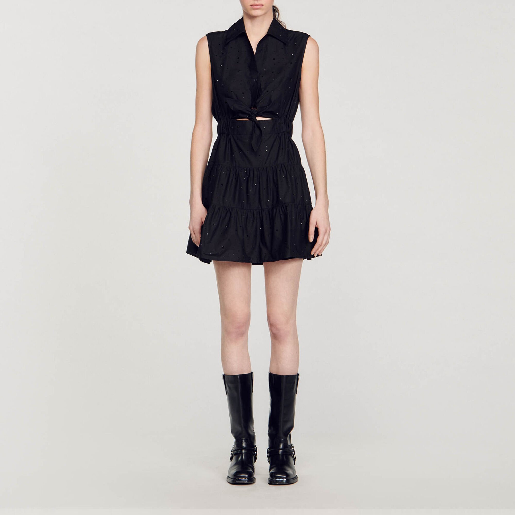 Kurzes drapiertes Kleid mit Strass