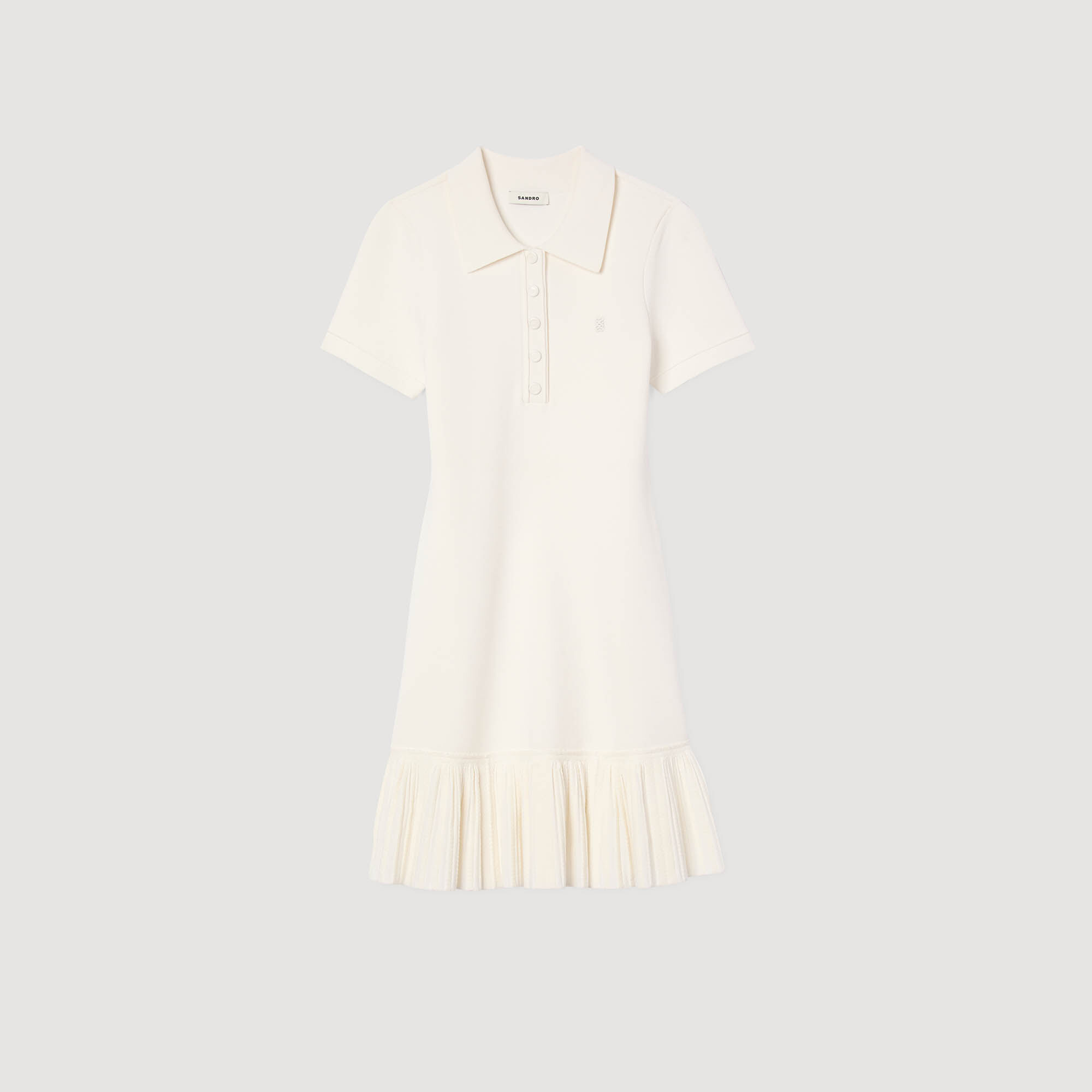 Kurzes Strickkleid mit Polokragen