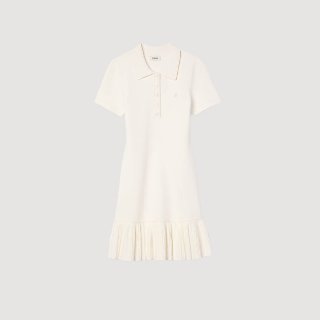 Kurzes Strickkleid mit Polokragen