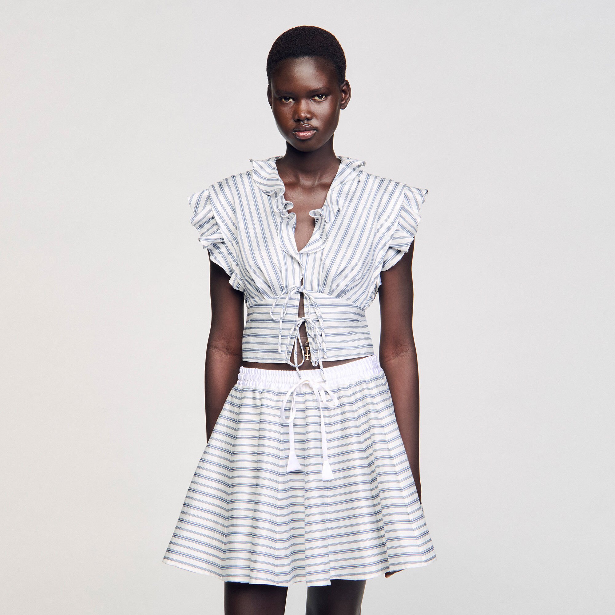 Kurzes gestreiftes Top