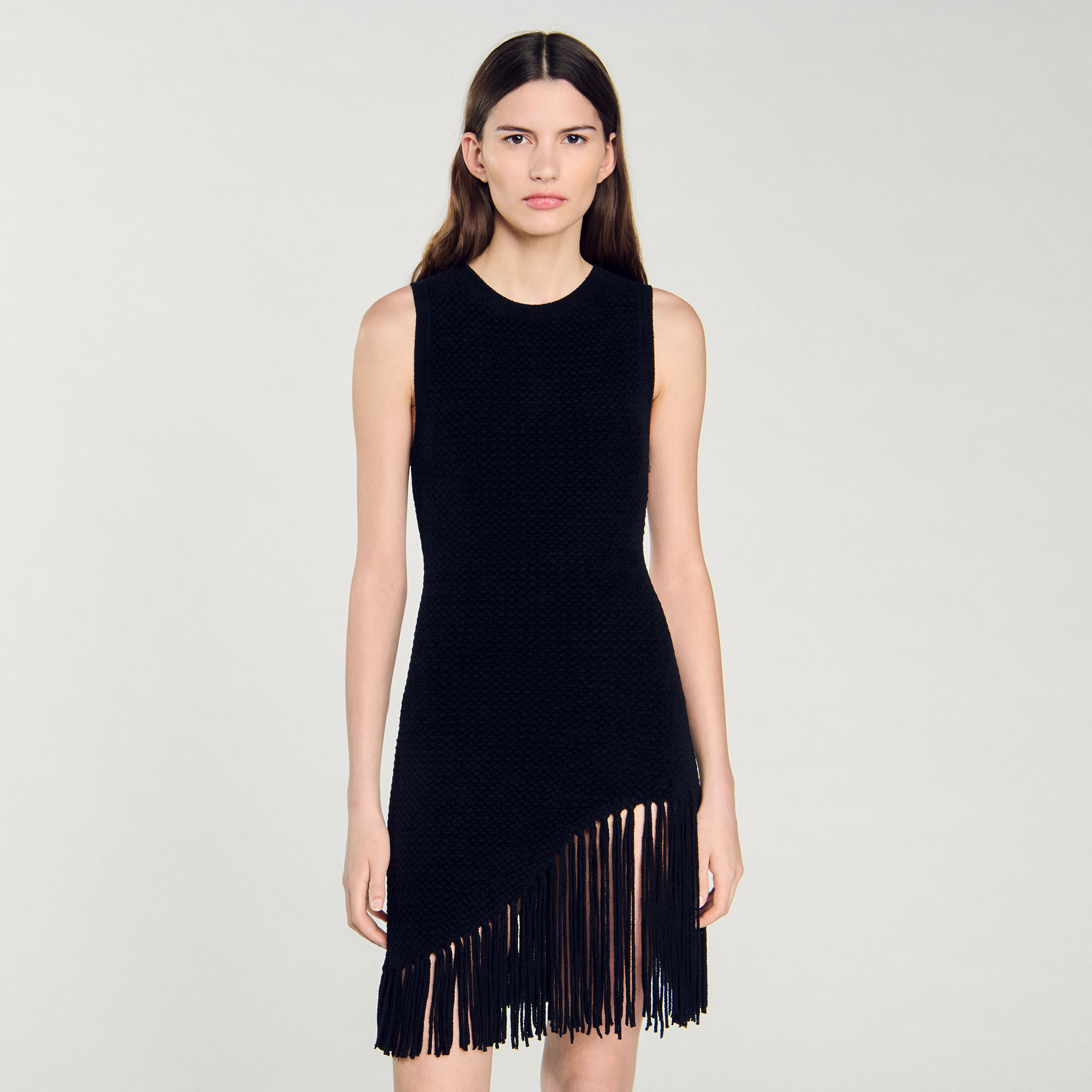 Kurzes Kleid mit Fransen
