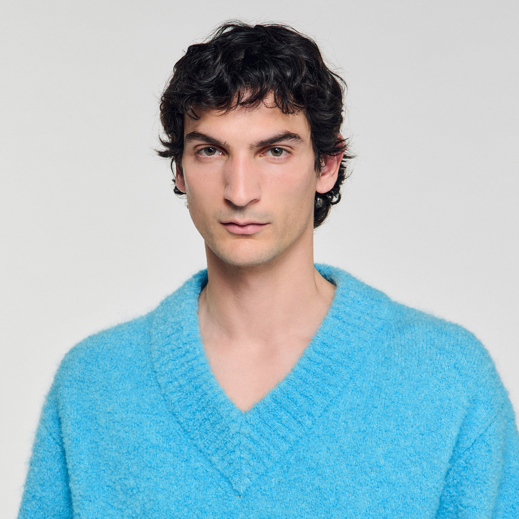 Langarmpullover mit V-Ausschnitt