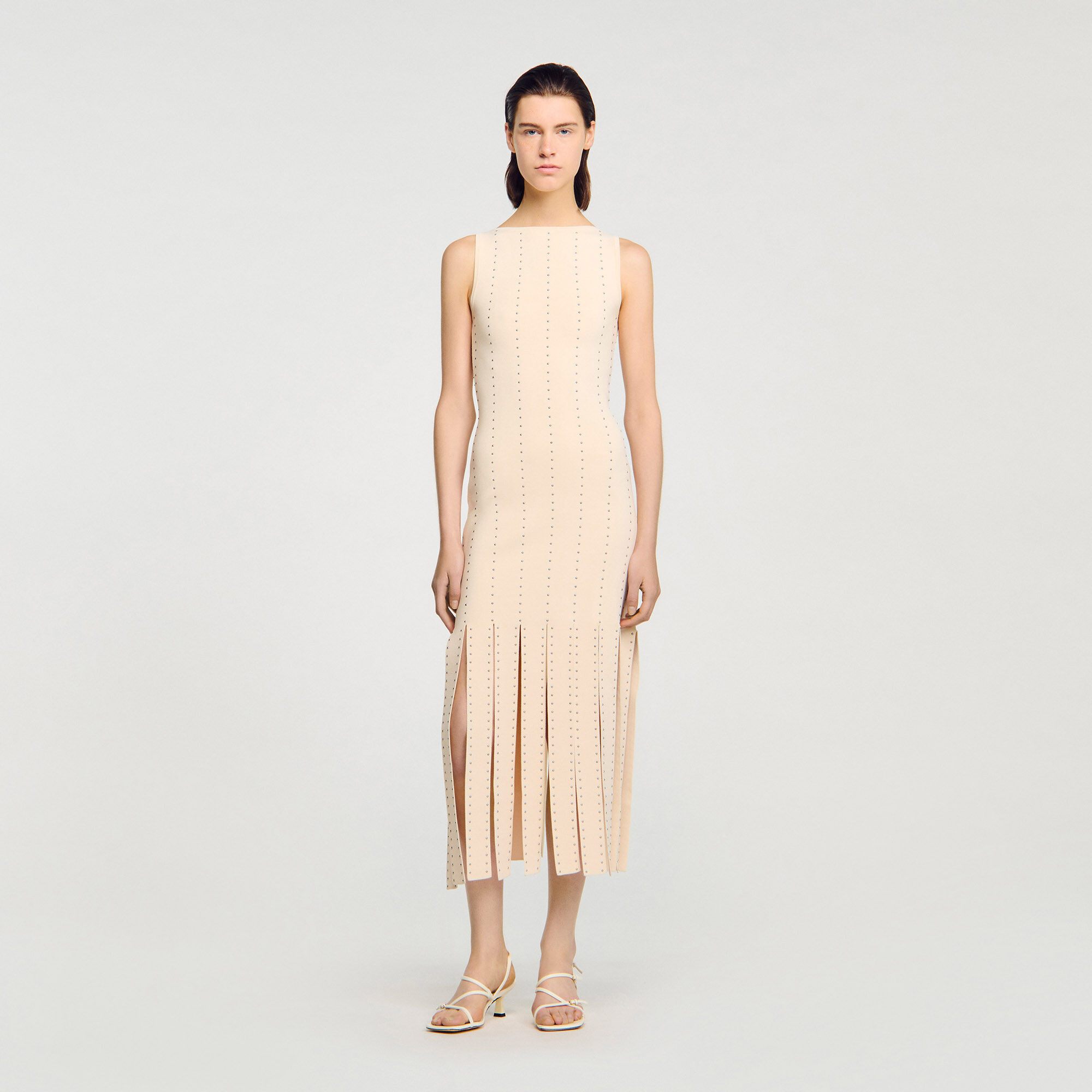 Langes Strickkleid mit Fransen