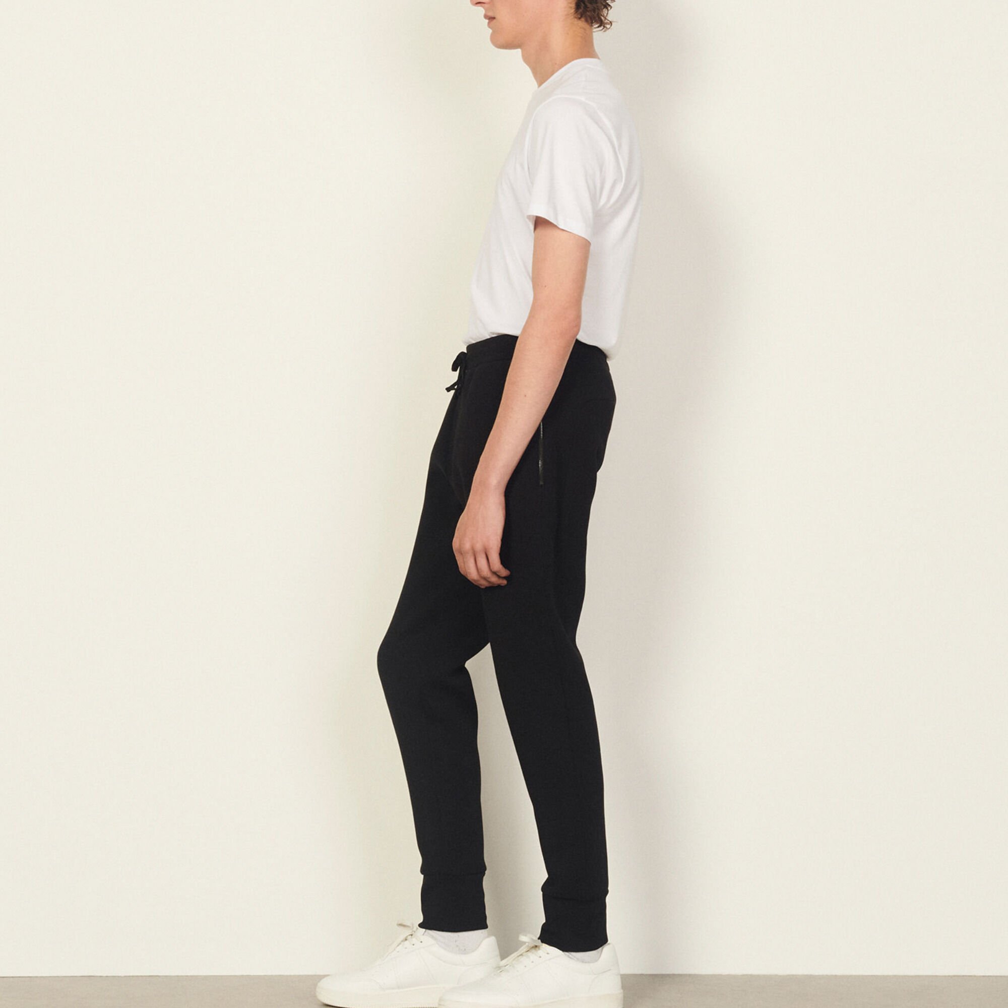 Jogginghose aus technischem Material