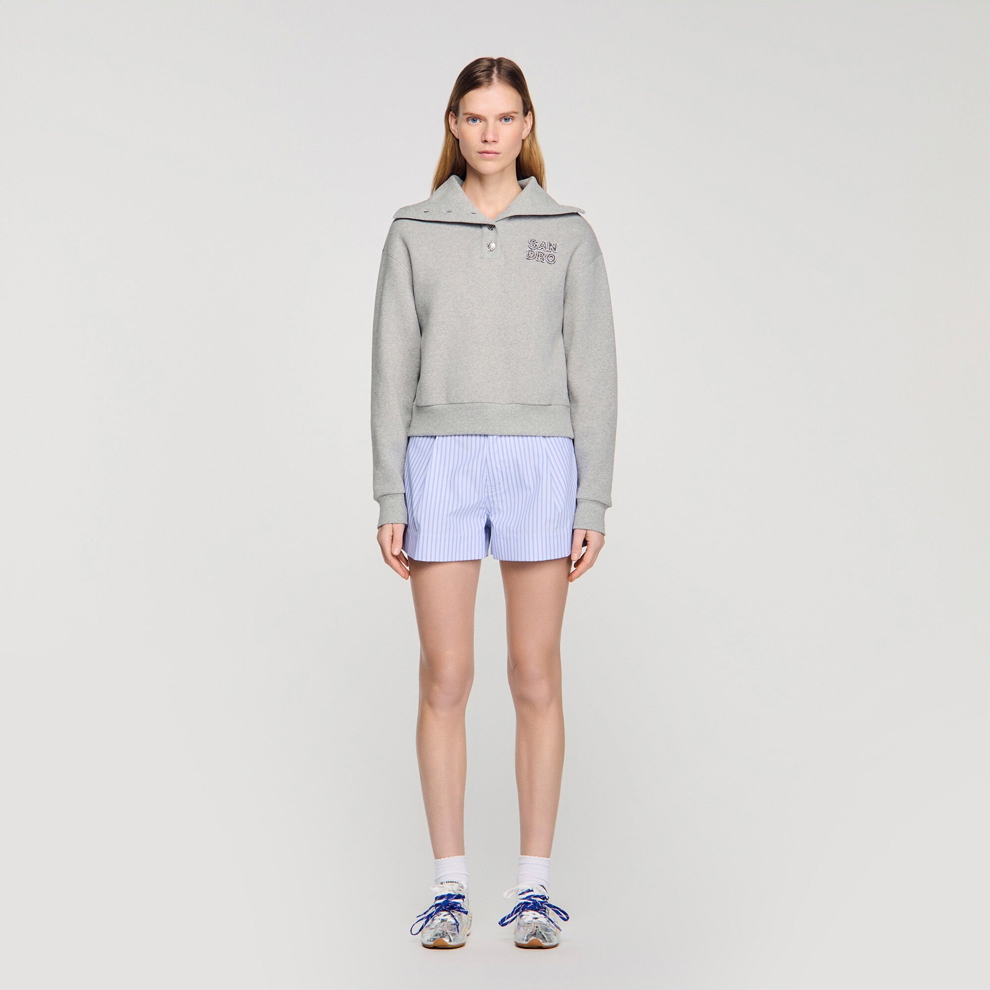 Vareuse-Sweatshirt mit Stickerei