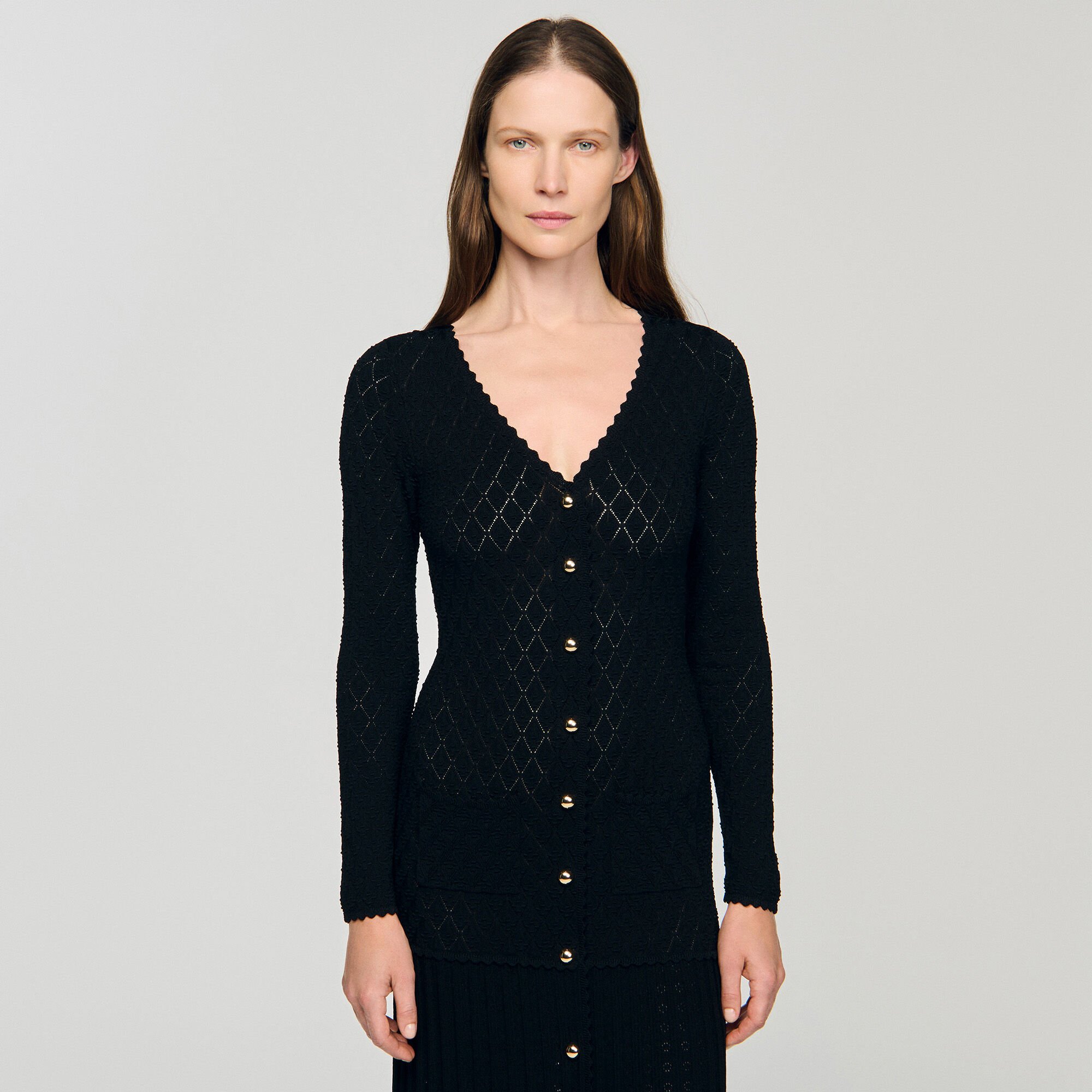 Langes Strickkleid mit Ziermuster