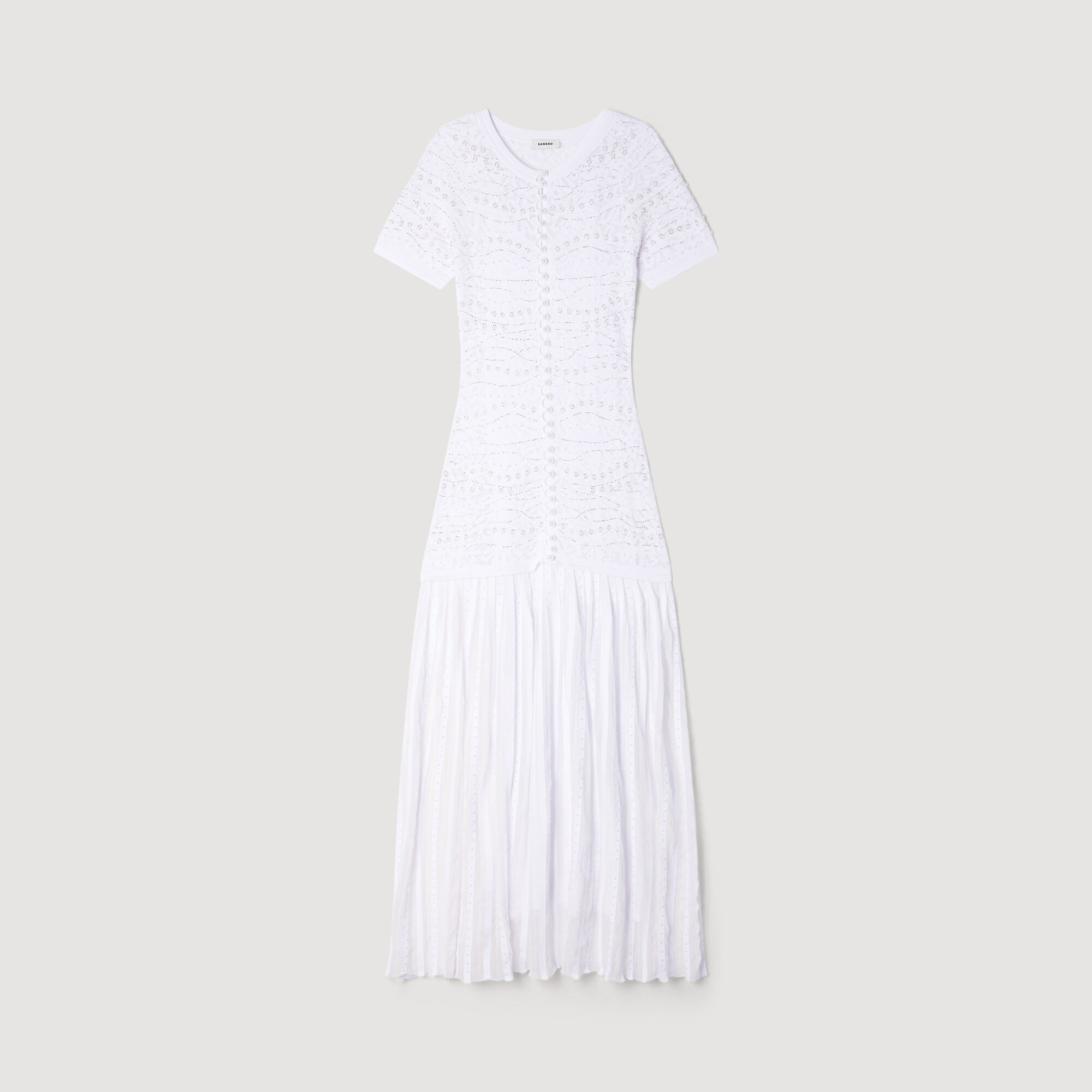 Langes Strickkleid mit Perlenbesatz