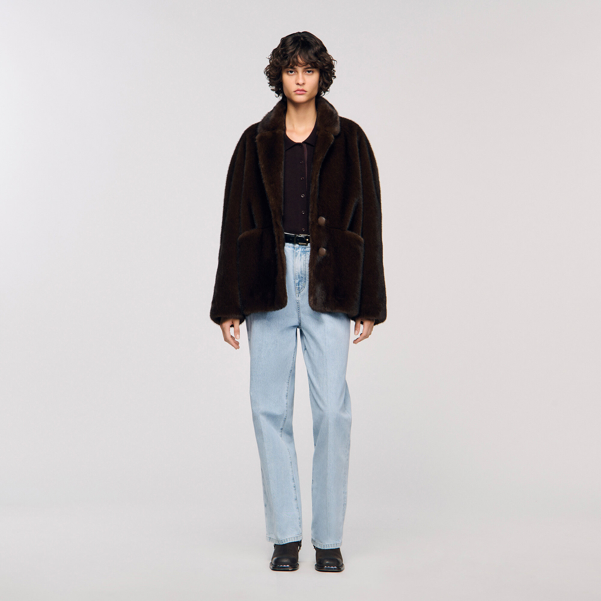 Manteljacke aus Kunstfell