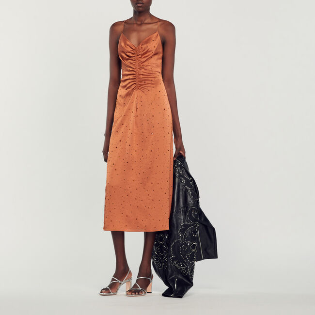 Kleid mit Strassverzierung