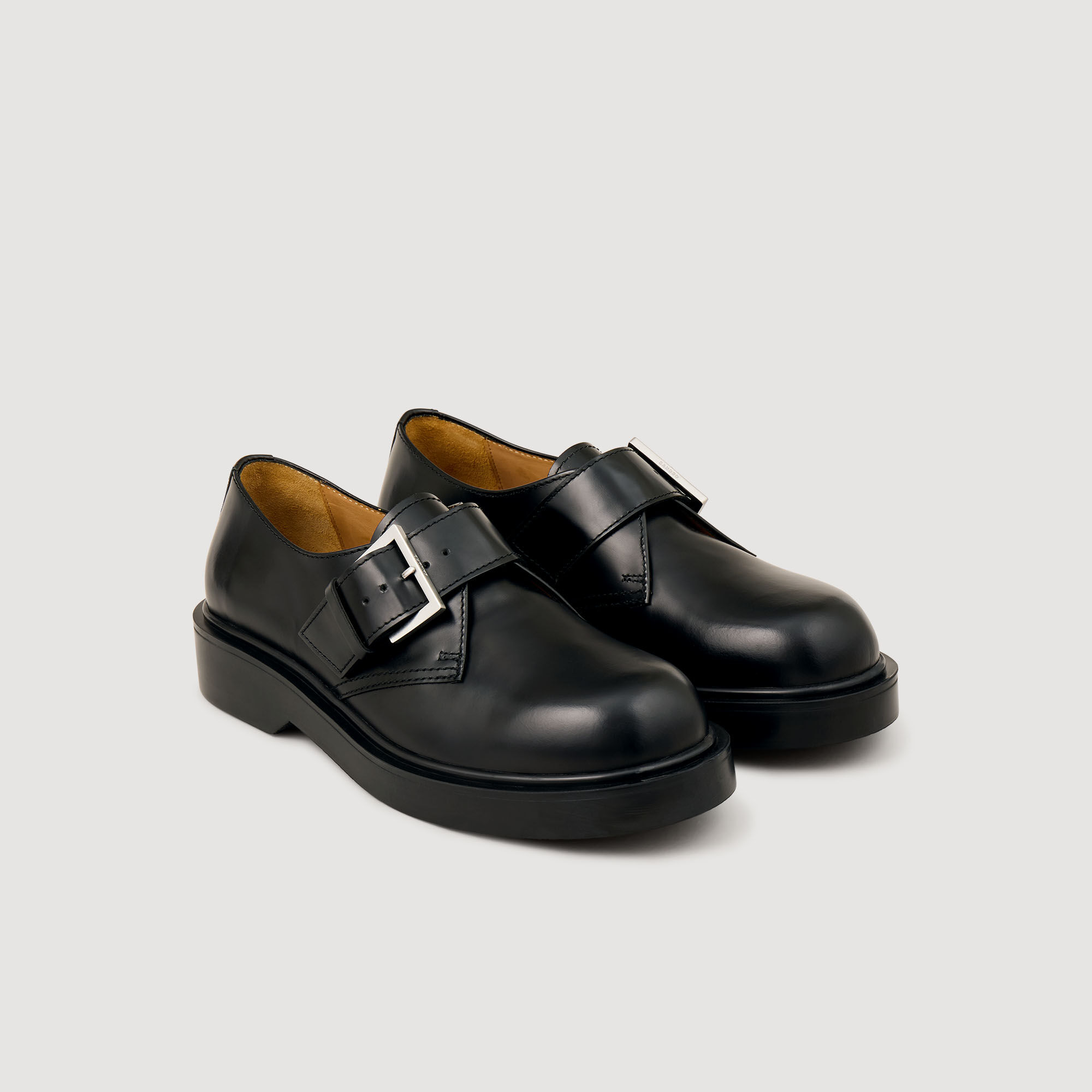 Derby-Schuhe aus glasiertem Leder