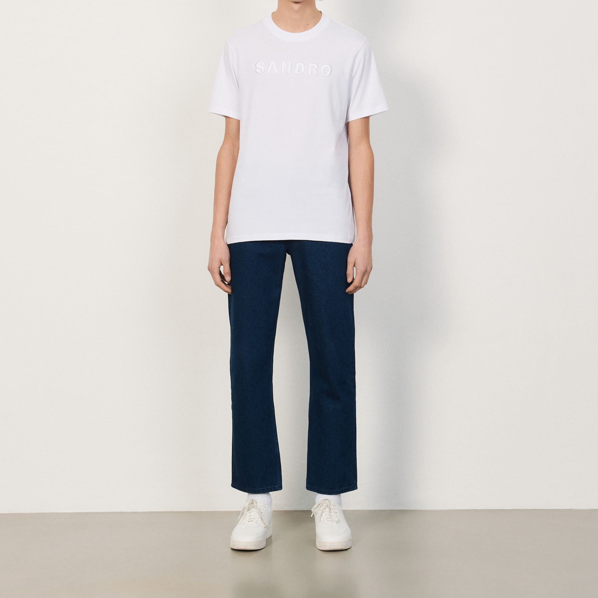 T-Shirt mit Stickerei