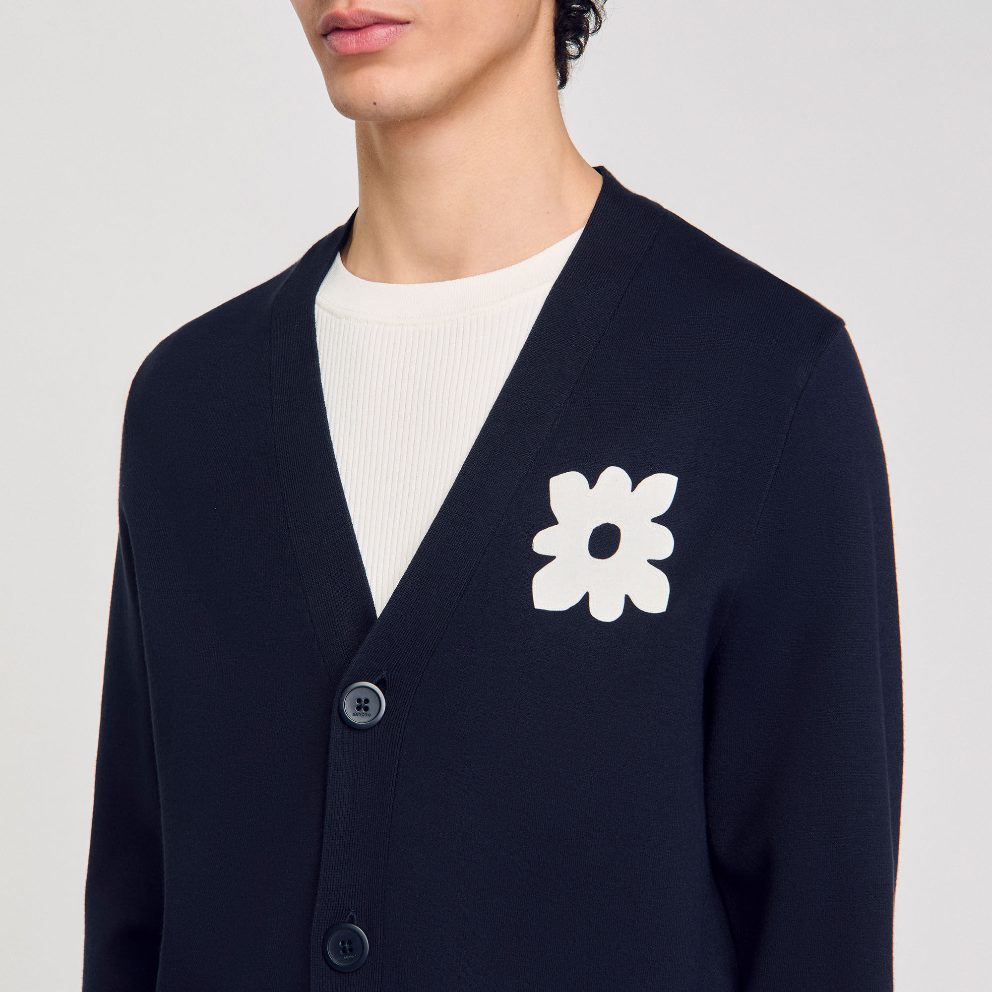 Cardigan mit Blumendetail