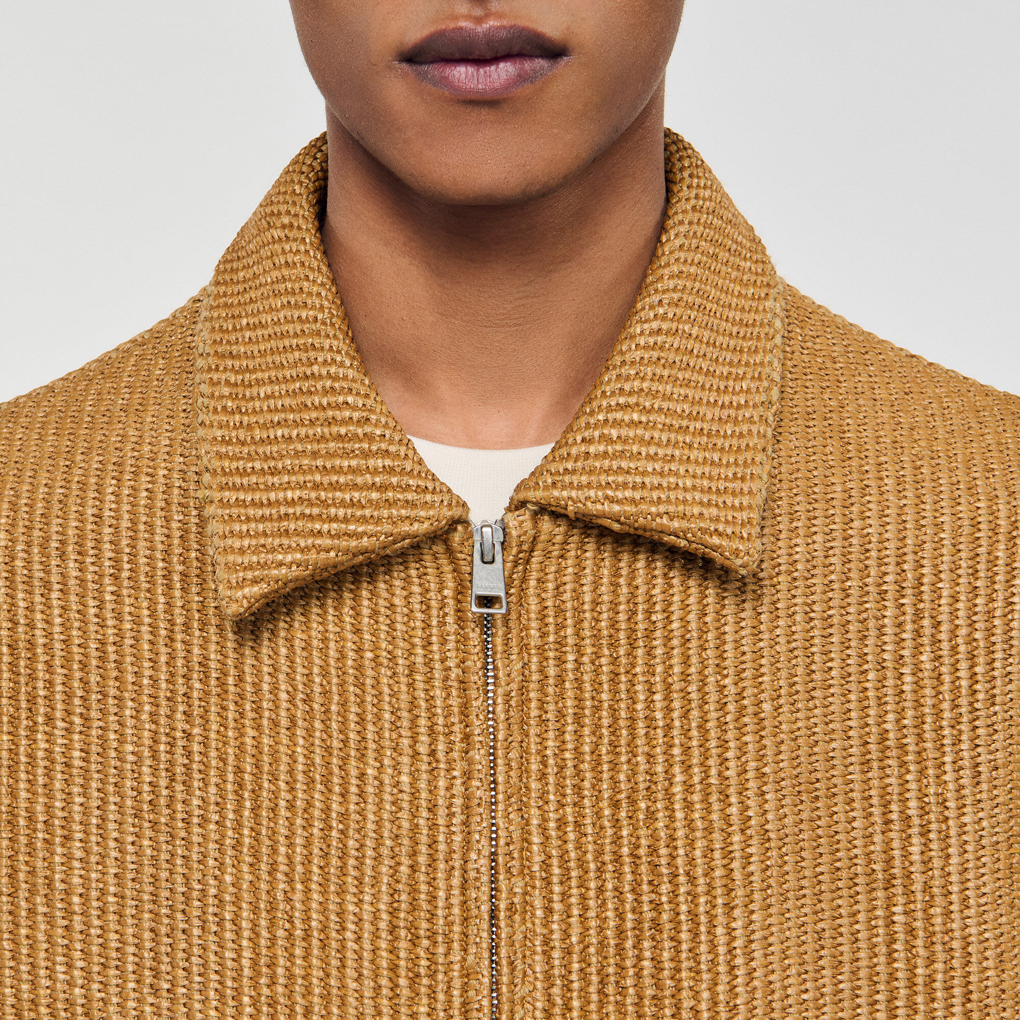 Blouson aus geflochtenem Raphia