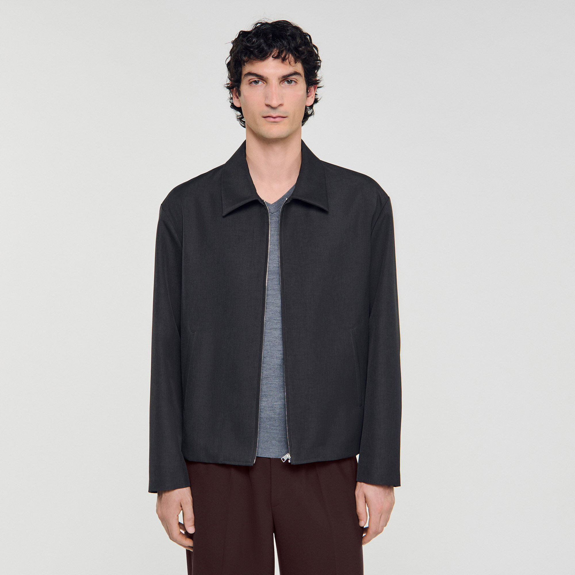 Jacke aus technischem Material Jacke aus technischem Material