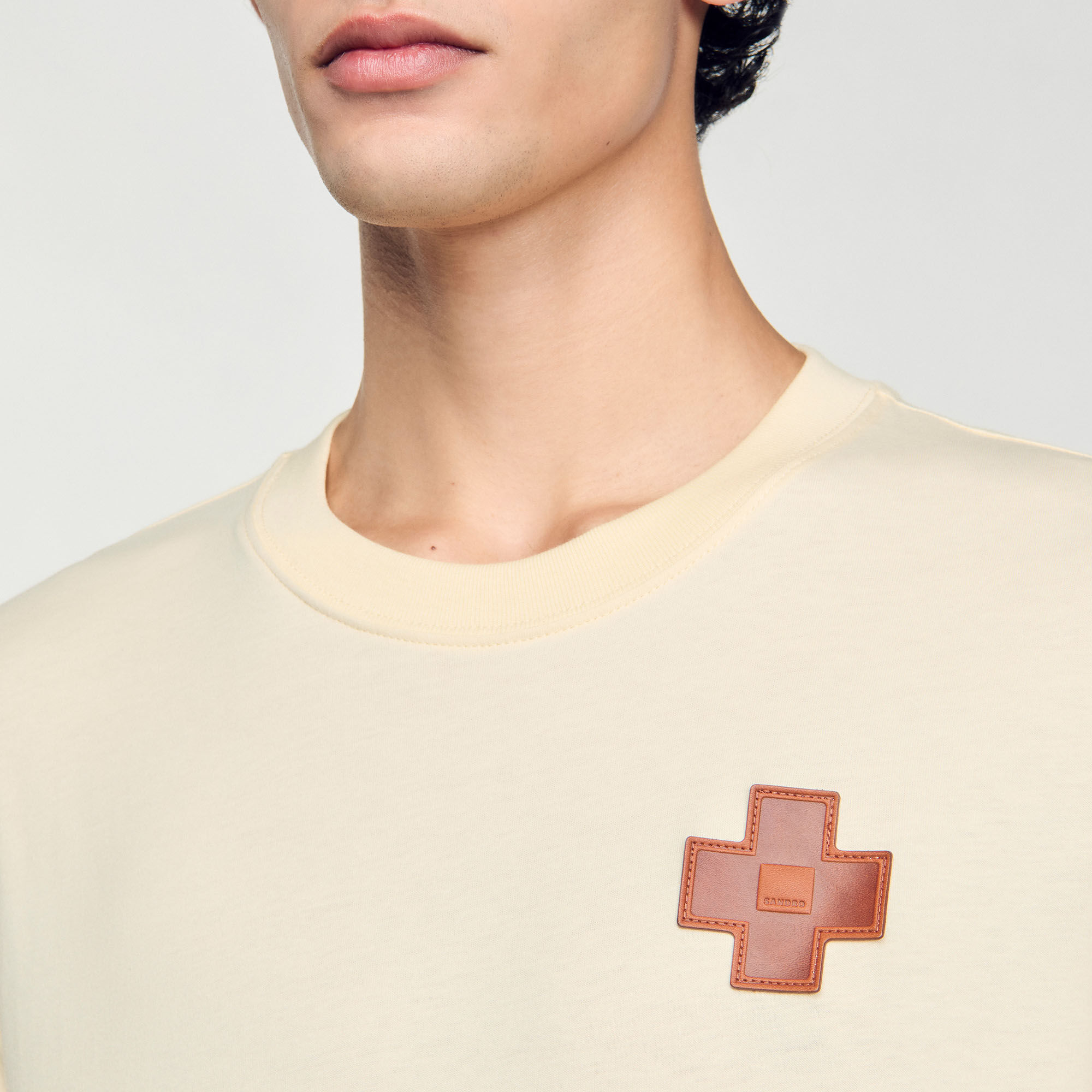 Cross-T-Shirt