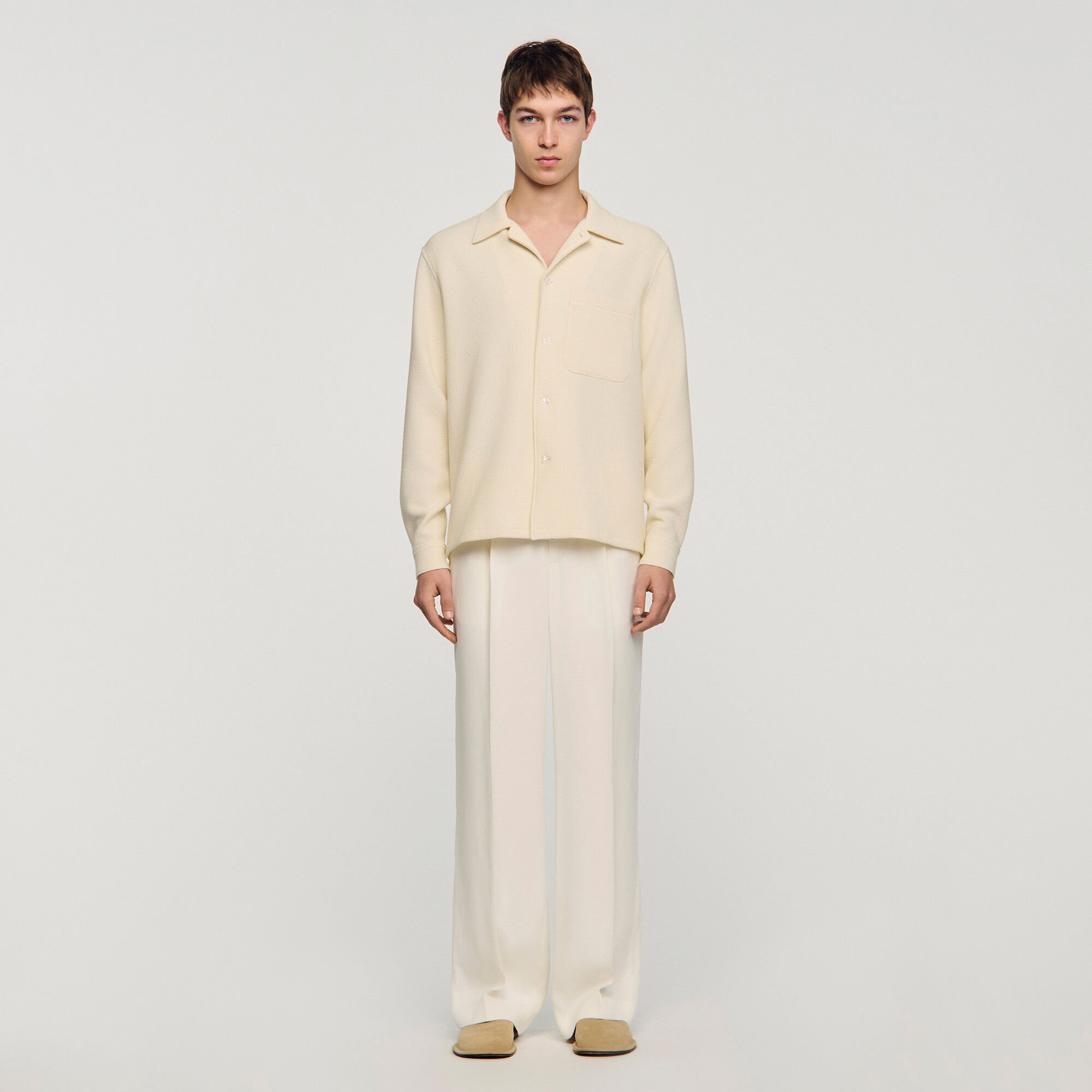 Texturiertes Haifischkragenhemd