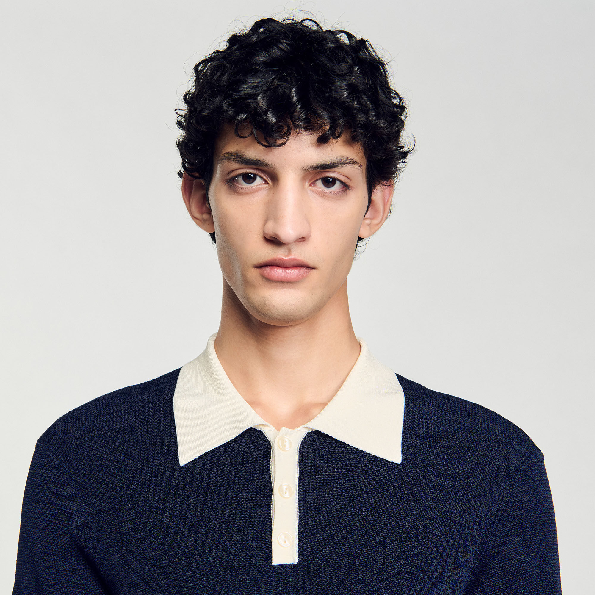 Zweifarbiges Poloshirt