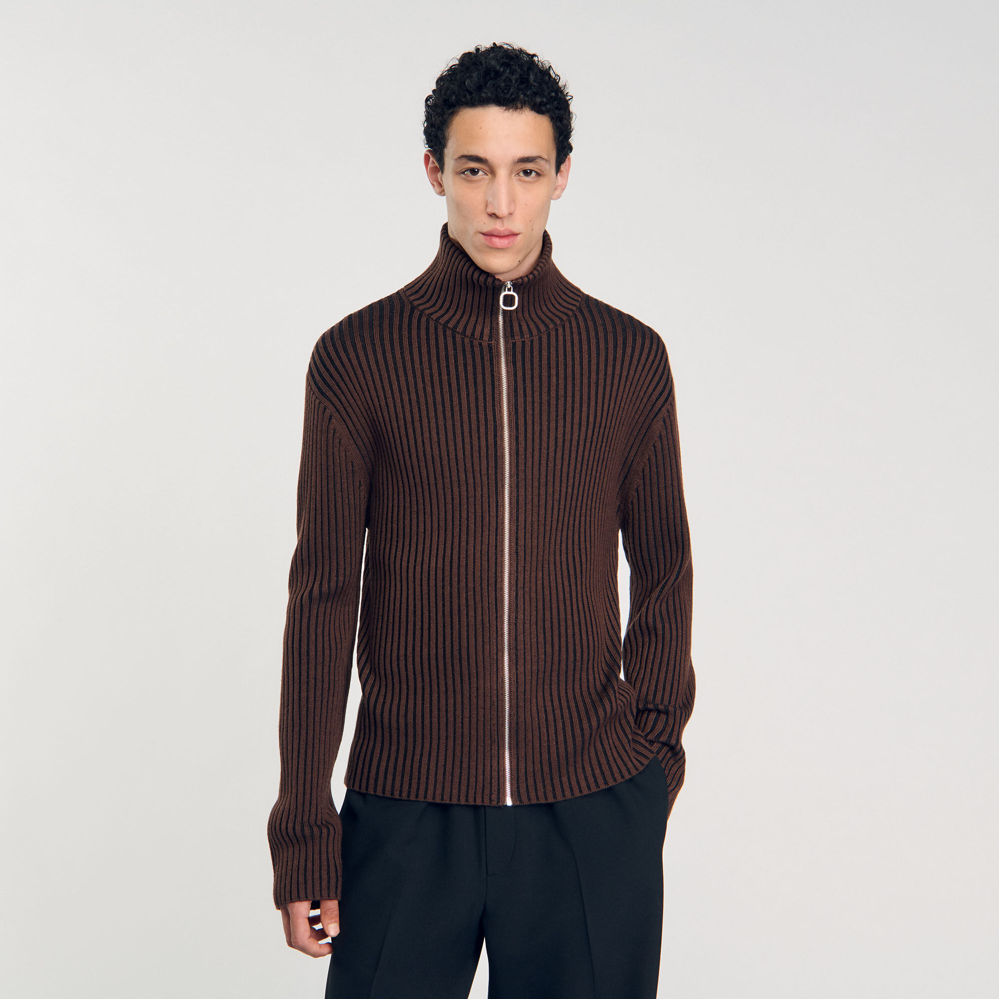 Rippstrick-Cardigan