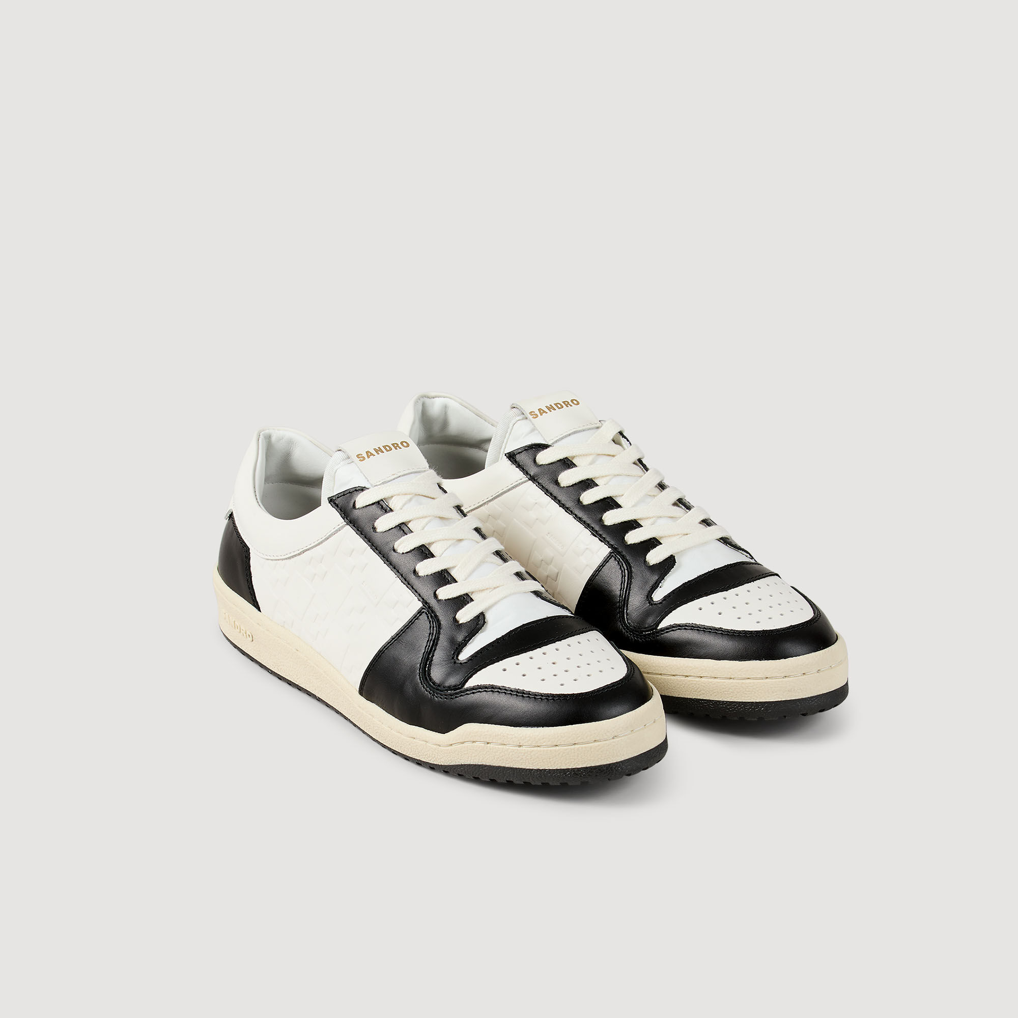 Niedrige Sneakers aus Leder