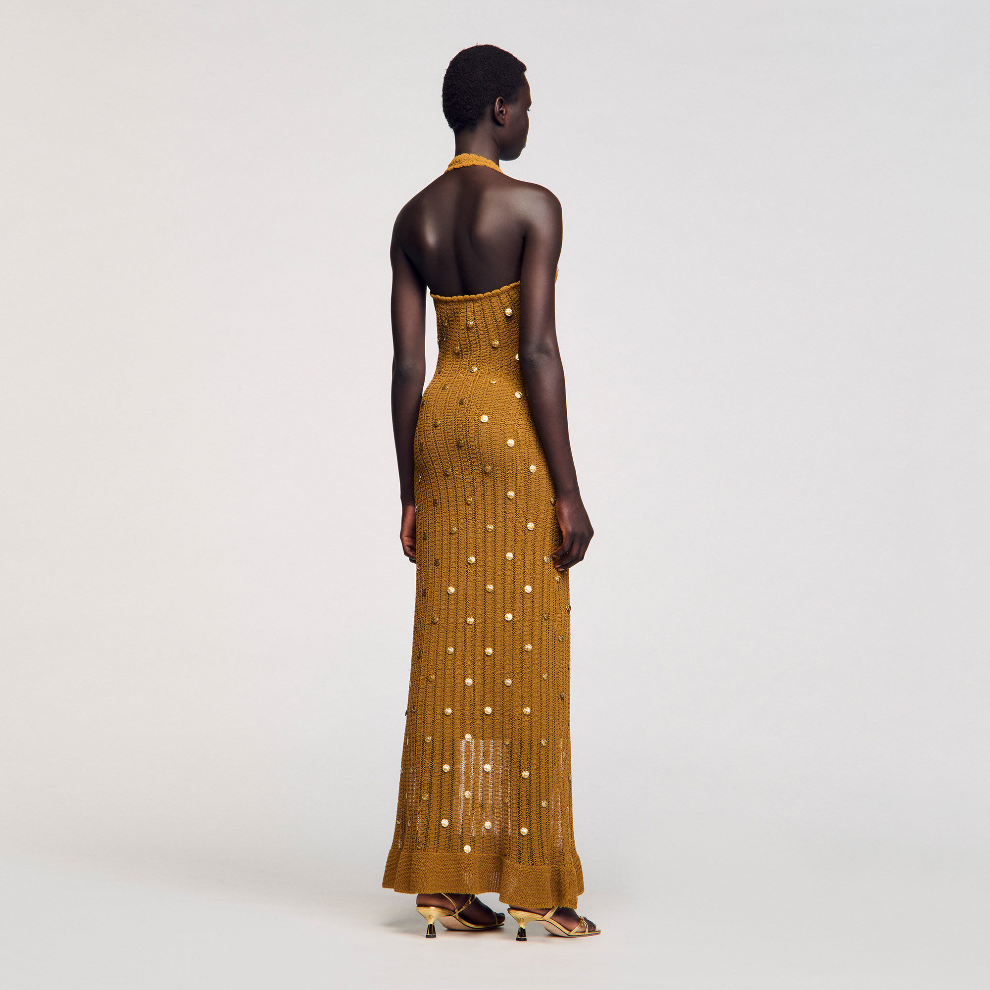 Langes Strickkleid mit Quasten