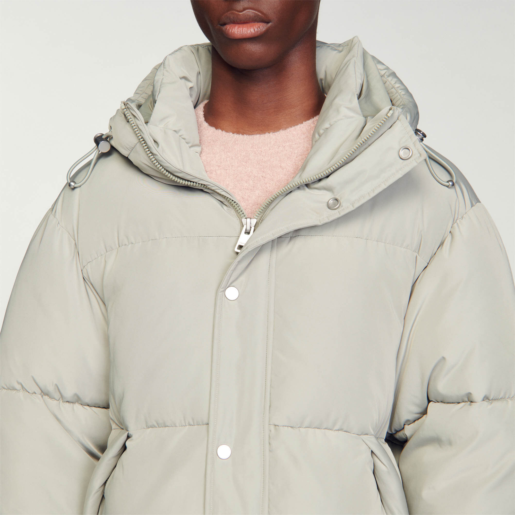 3/4-Daunenjacke mit Kapuze
