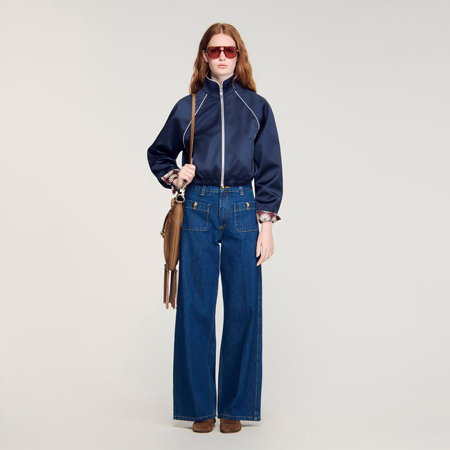 Gerade Jeans, aufgesetzte Taschen