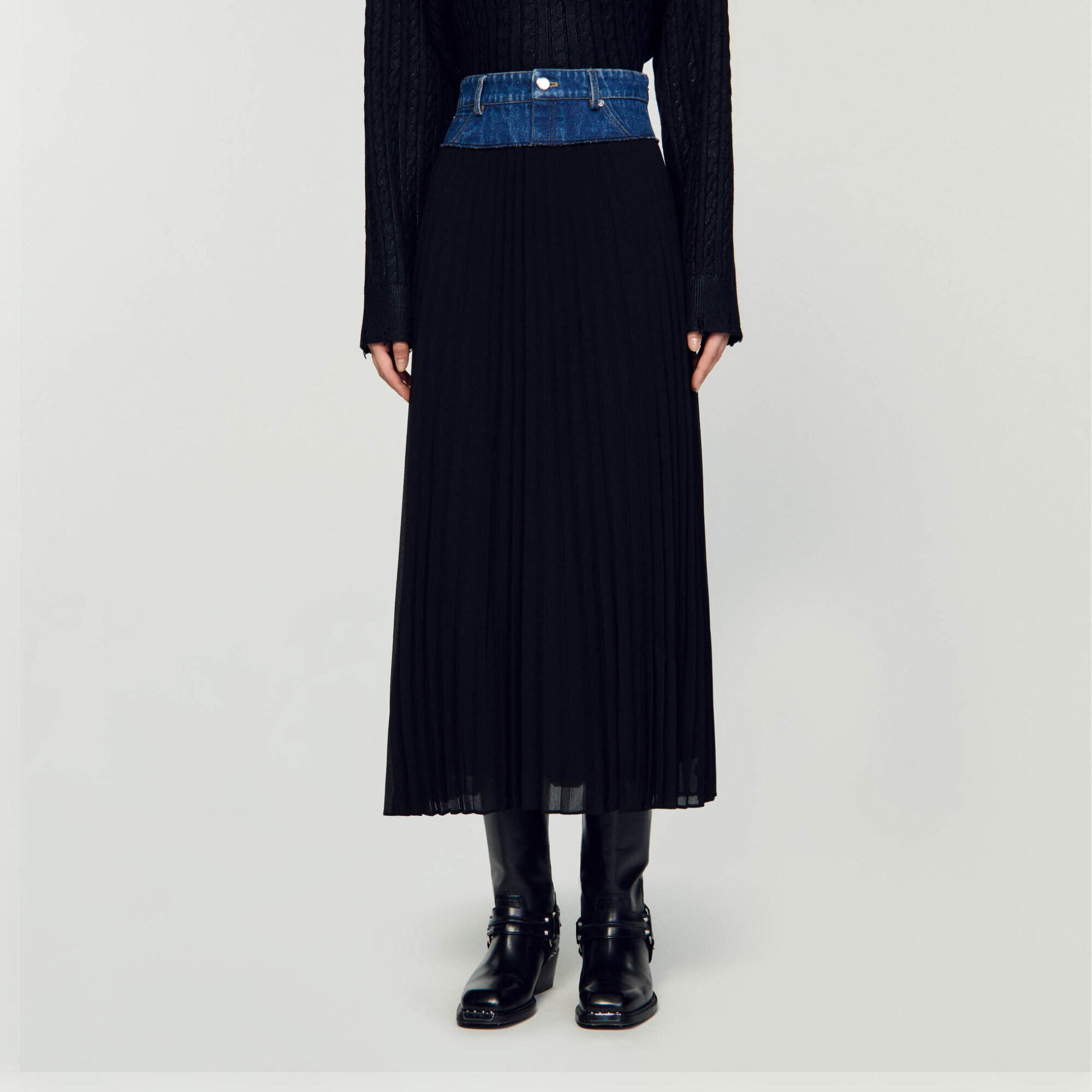 Langer Plisseerock aus Denim