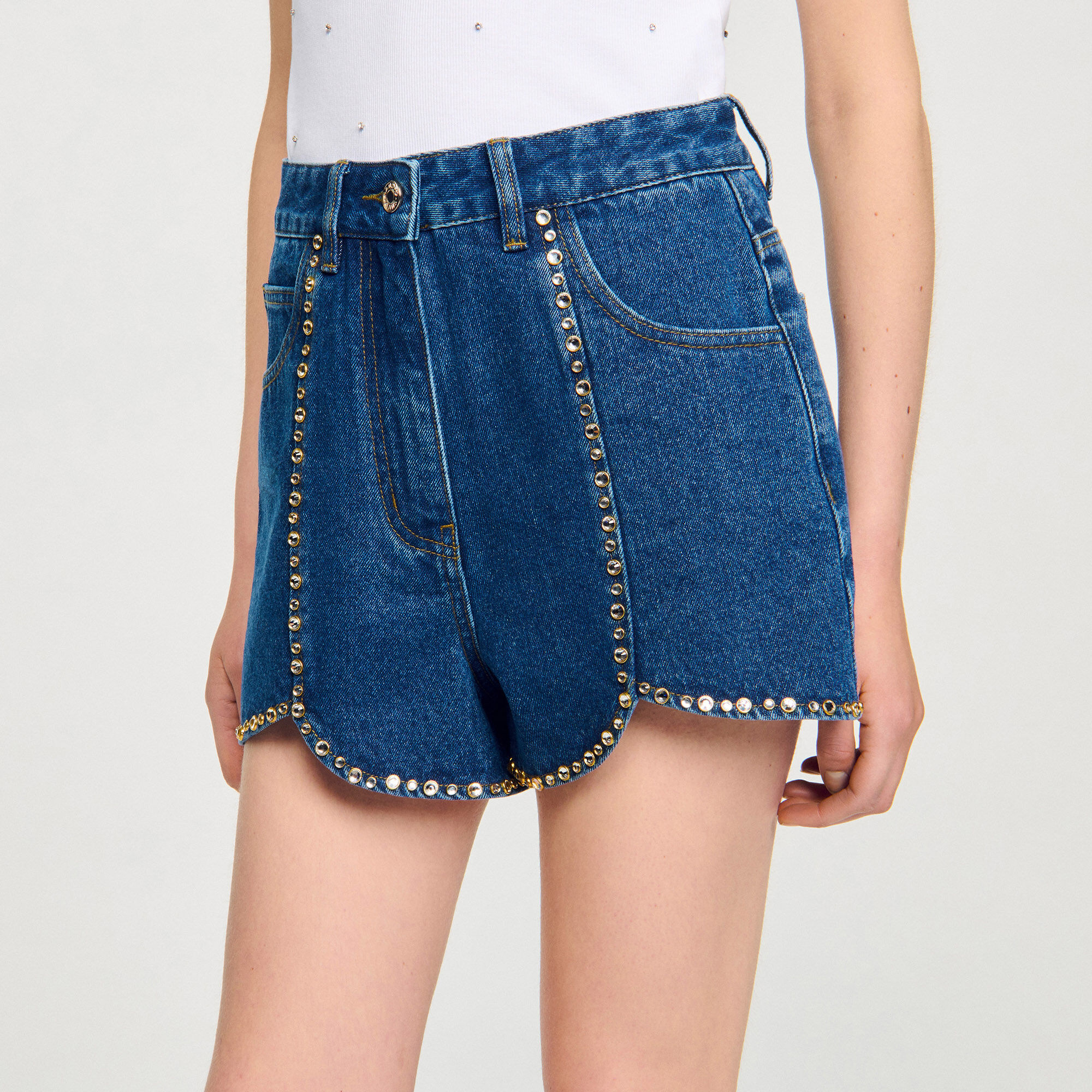 Jeansshorts mit Strass
