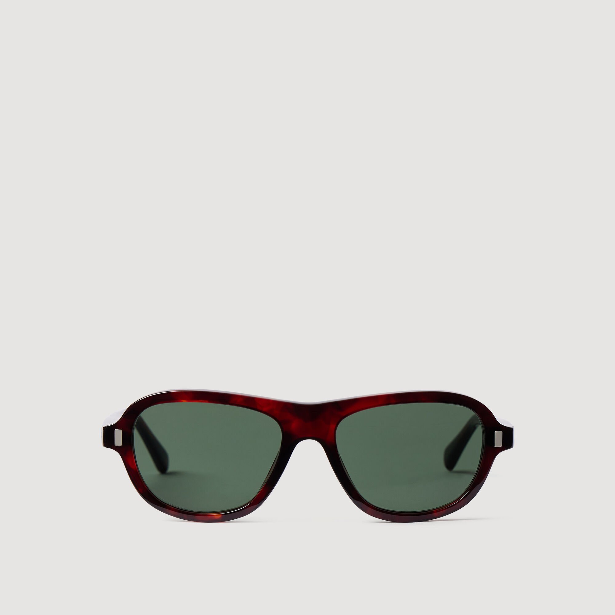 Sonnenbrille im Maskenstil