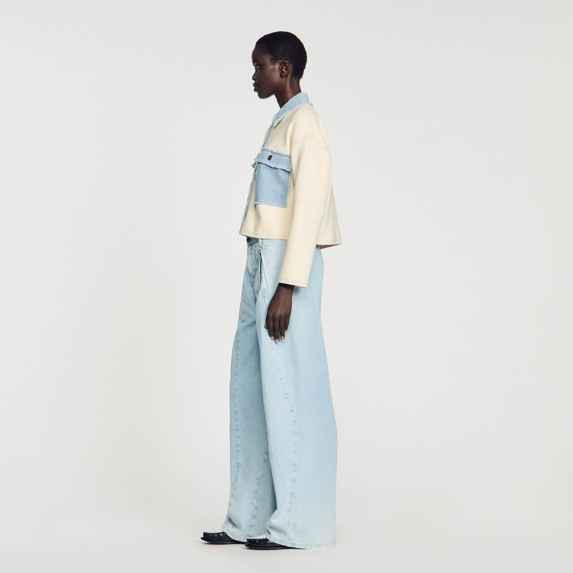 Oversize Cardicoat aus zwei Materialien