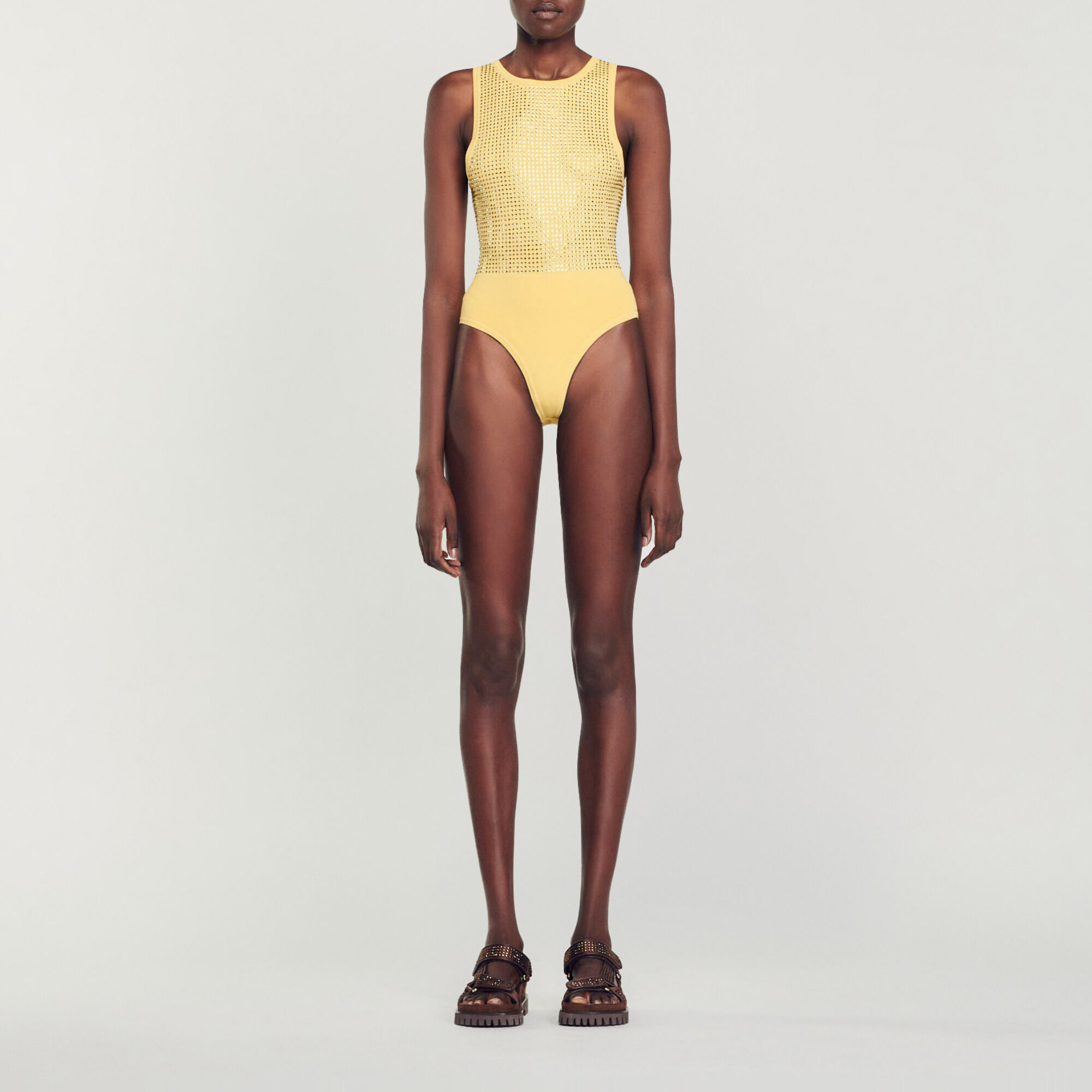 Body mit Strassverzierung