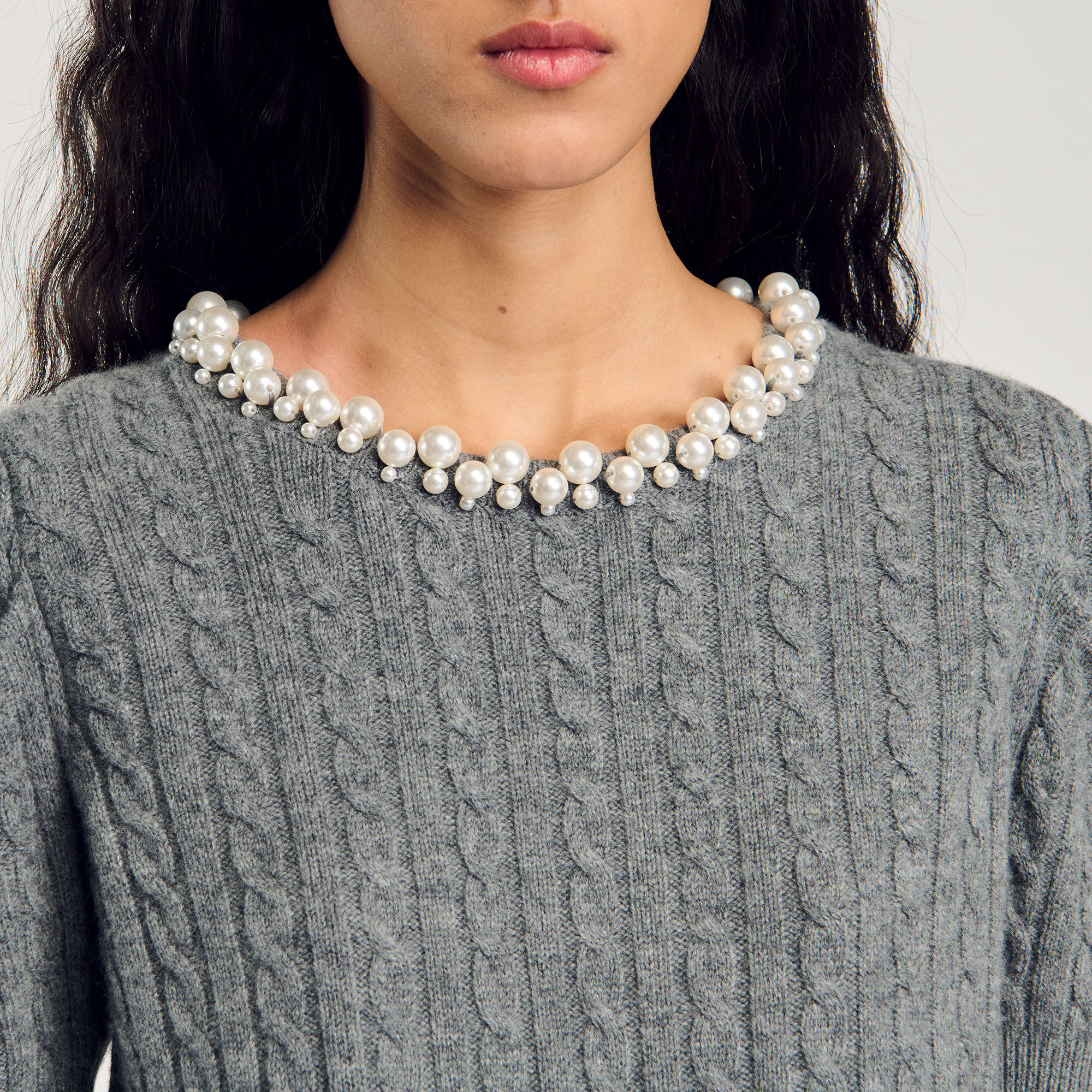 Pullover aus Kabelstrick