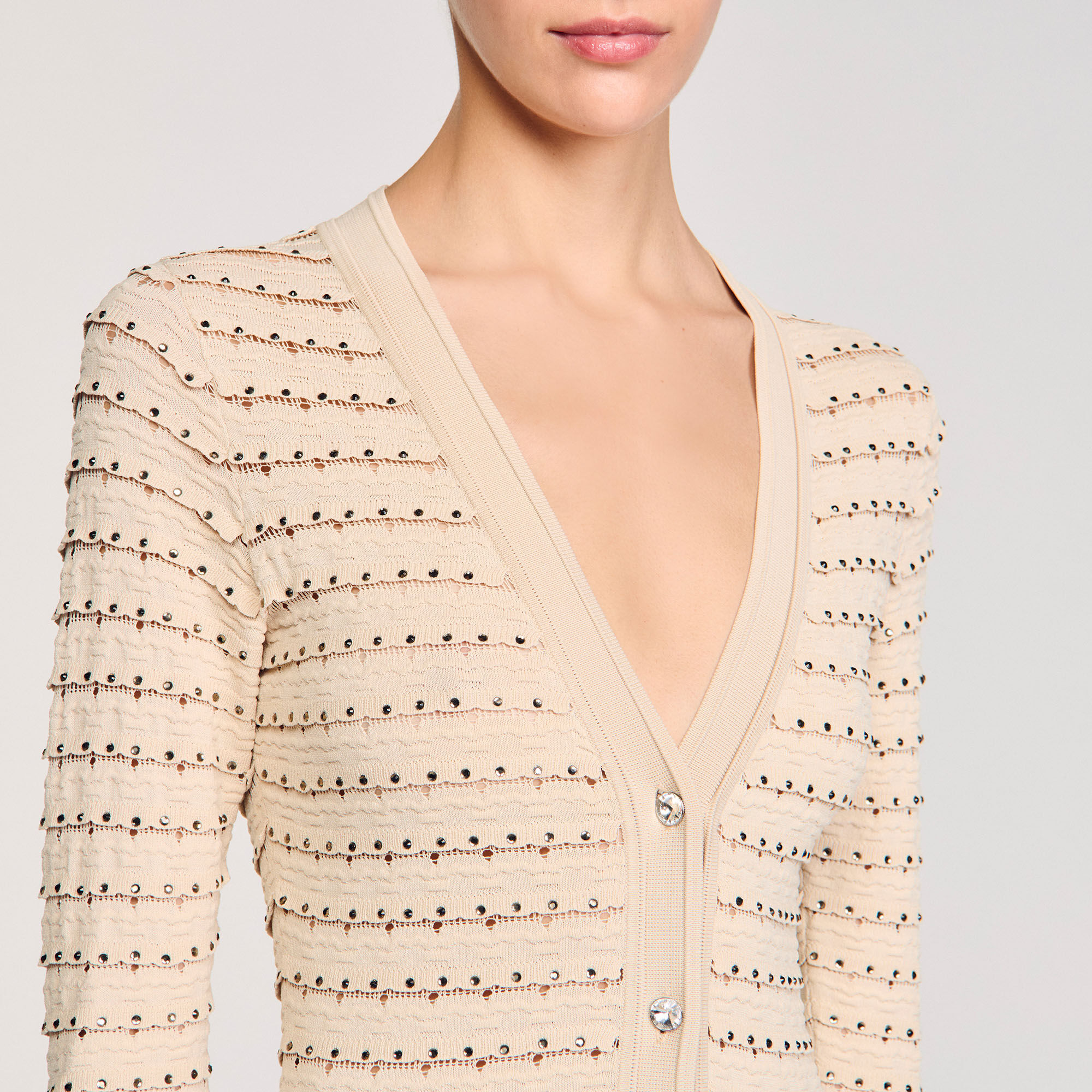 Langes Strickkleid mit Strassbesatz