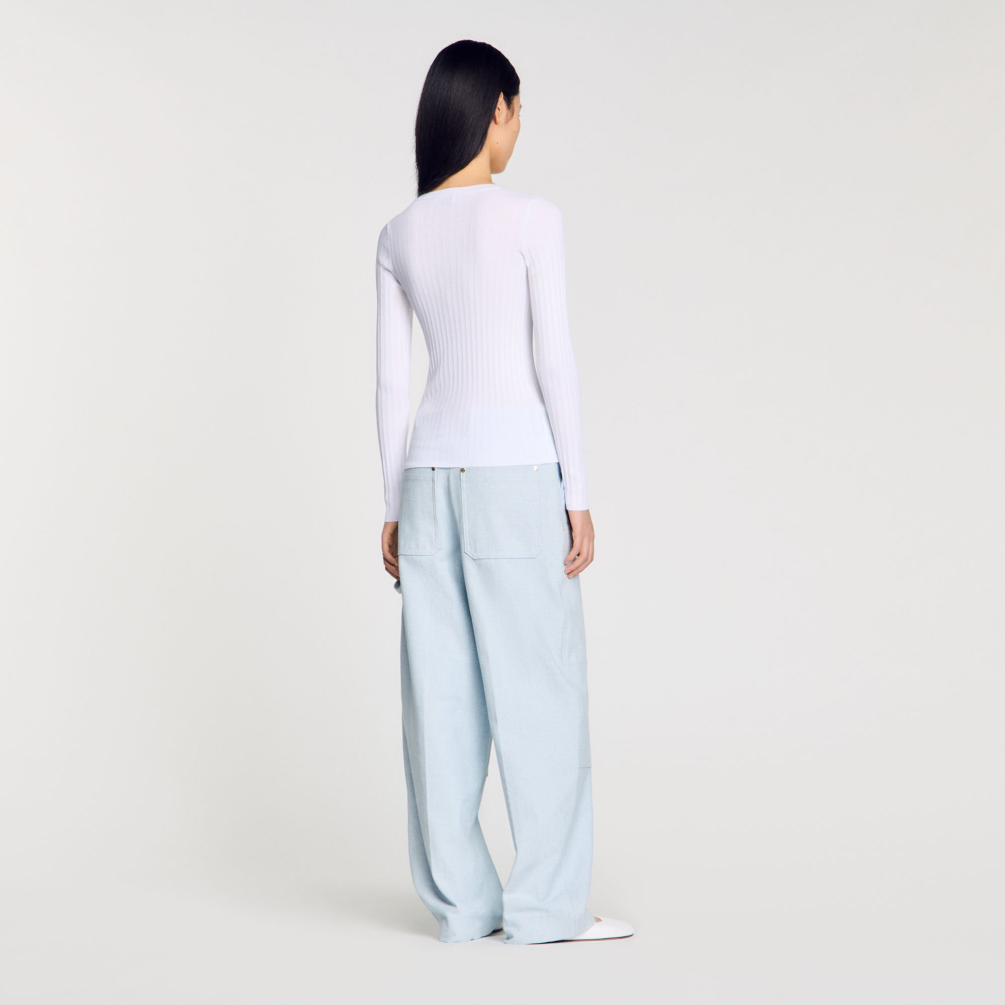Rippstrickpullover mit T-Kragen