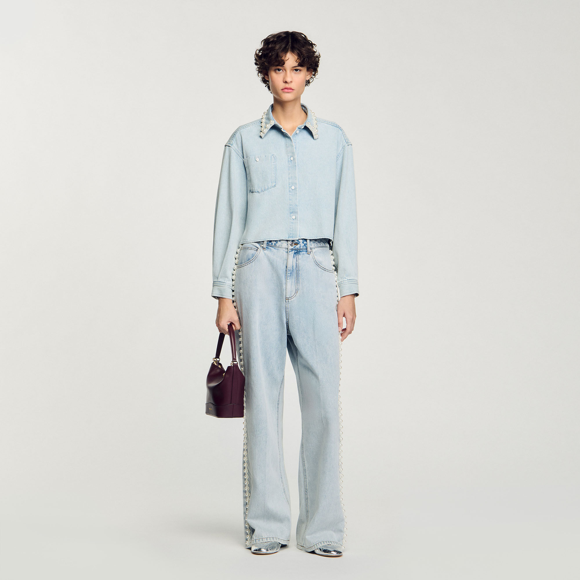 Jeans mit Perlenbesatz