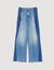 Jeans mit kontrastierenden Einsätzen