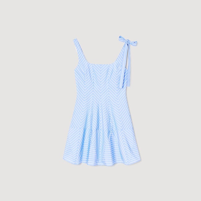 Kurzes Streifenkleid