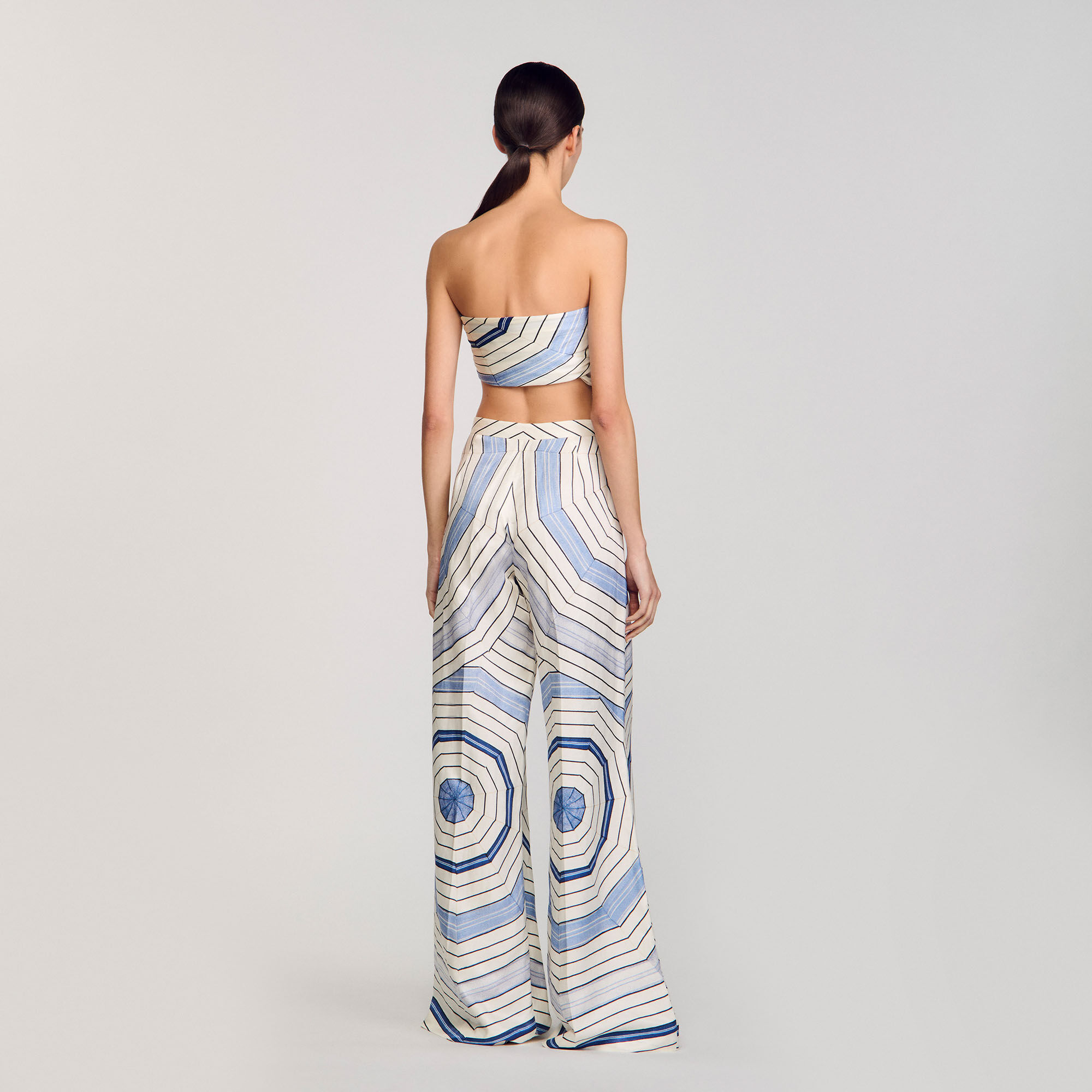 Weite Hose mit Spiralendruckmuster