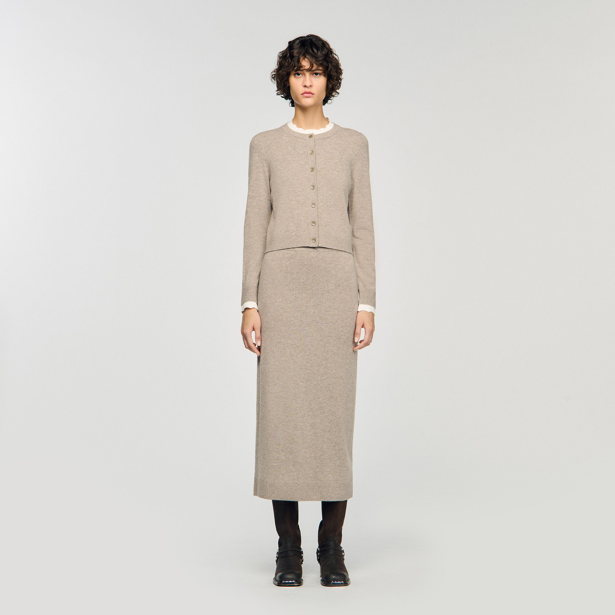 Cardigan mit Kontrastkragen