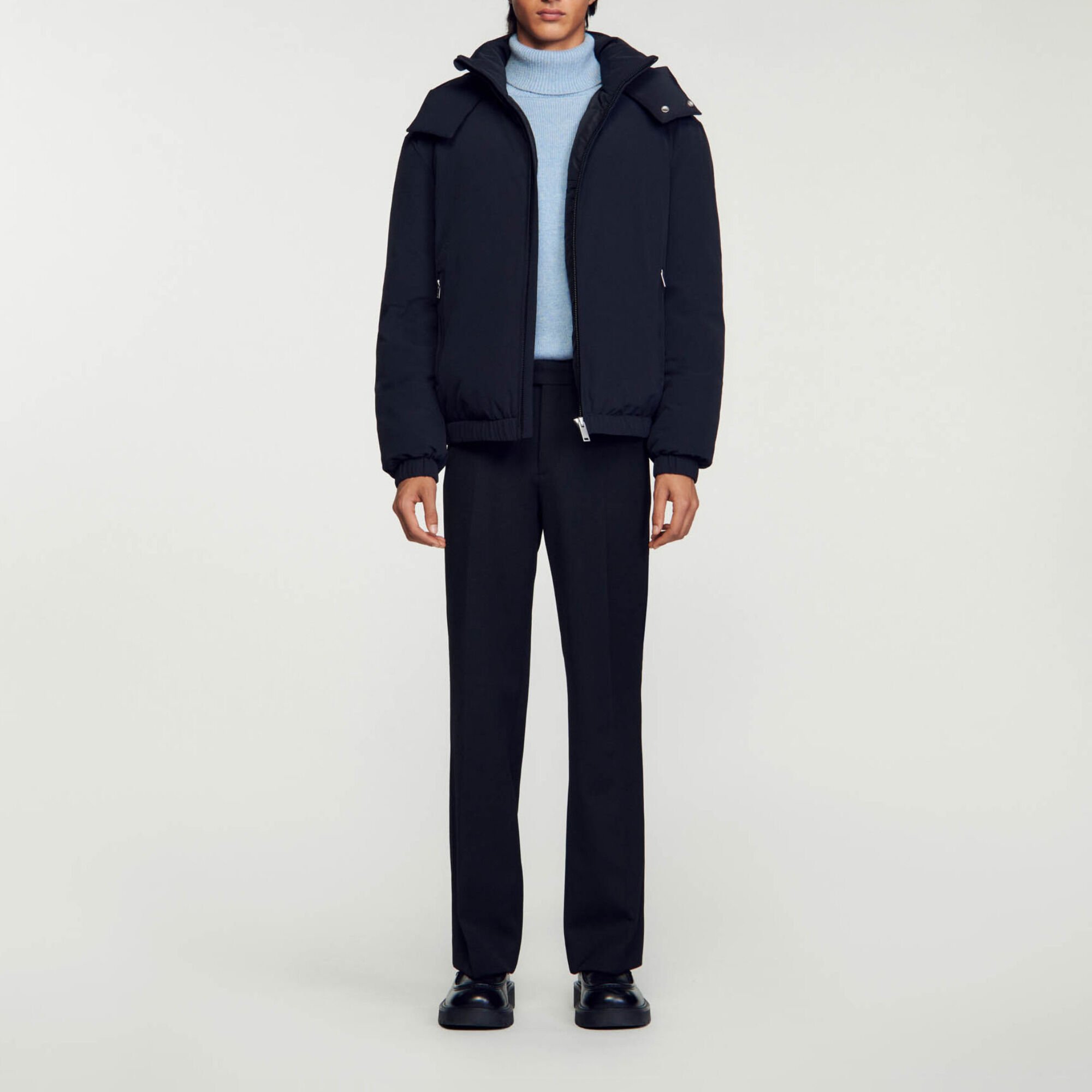 Daunenjacke mit Kapuze